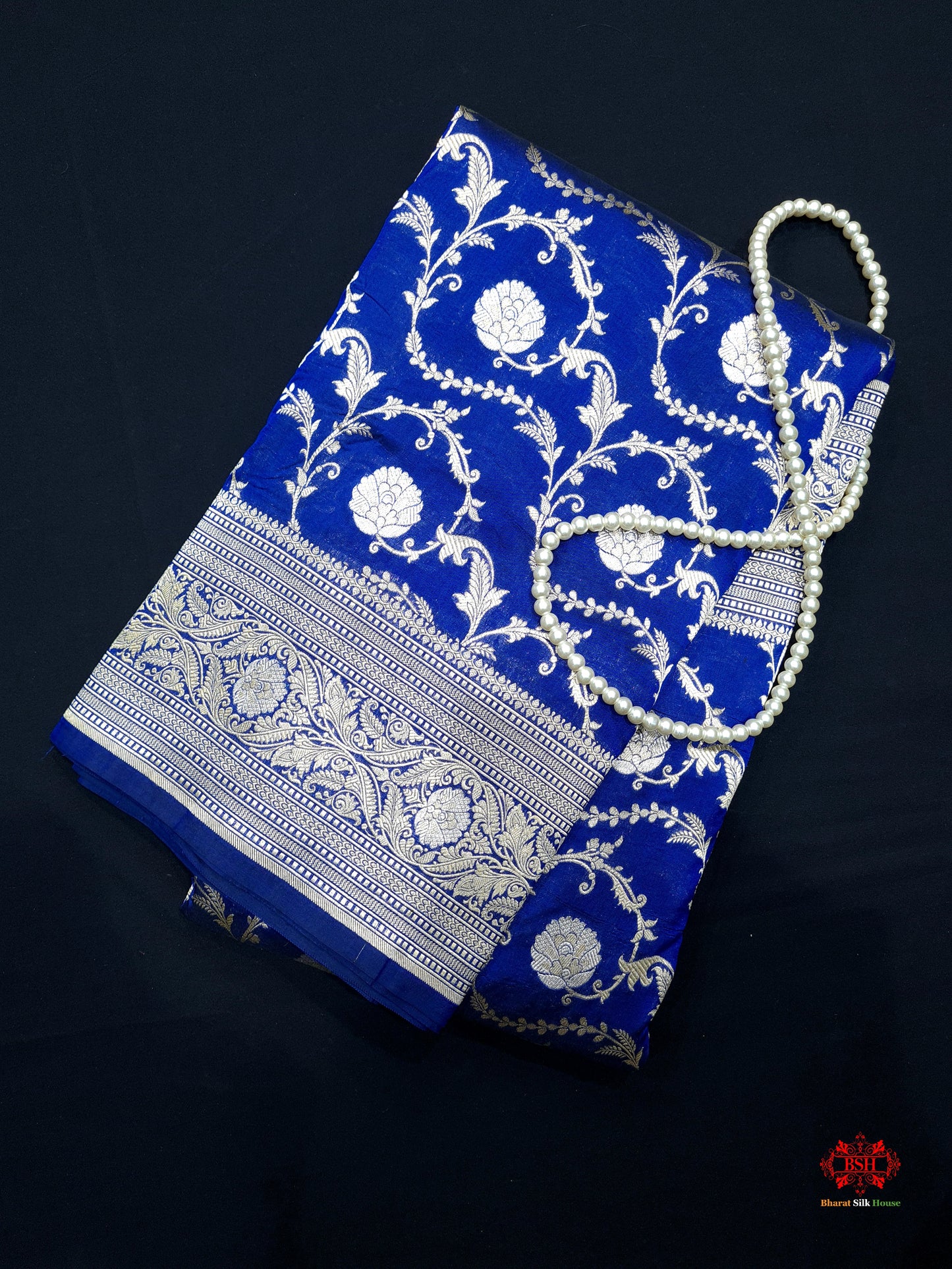 Handloom Banarasi Pure Katan Silk Opara Sona Rupa Dual Zari Saree Floral Jaal In Shades Of Blue