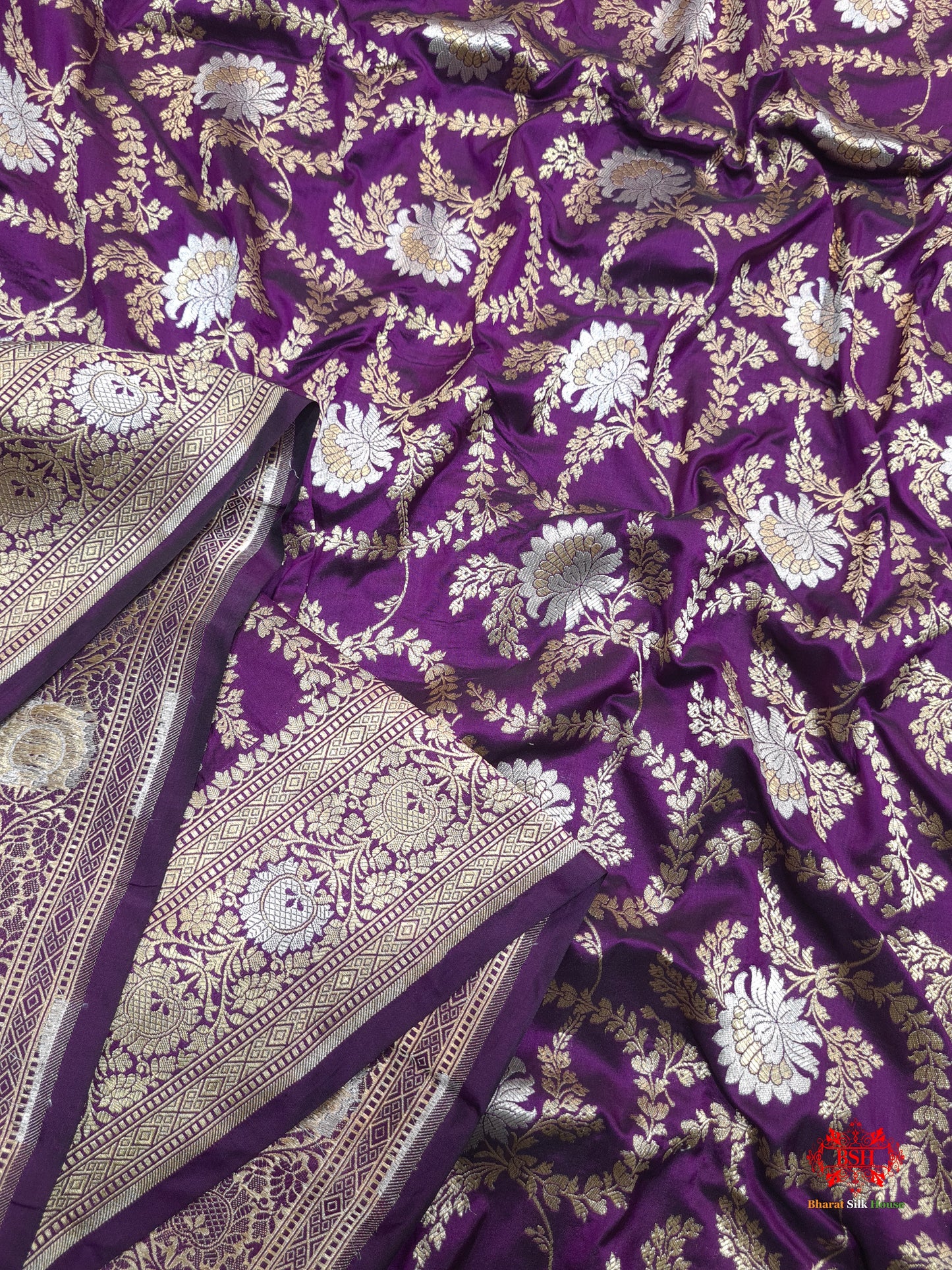 Handloom Banarasi Pure Katan Silk Opara Sona Rupa Dual Zari Saree Floral Jaal In Shades Of Magenta