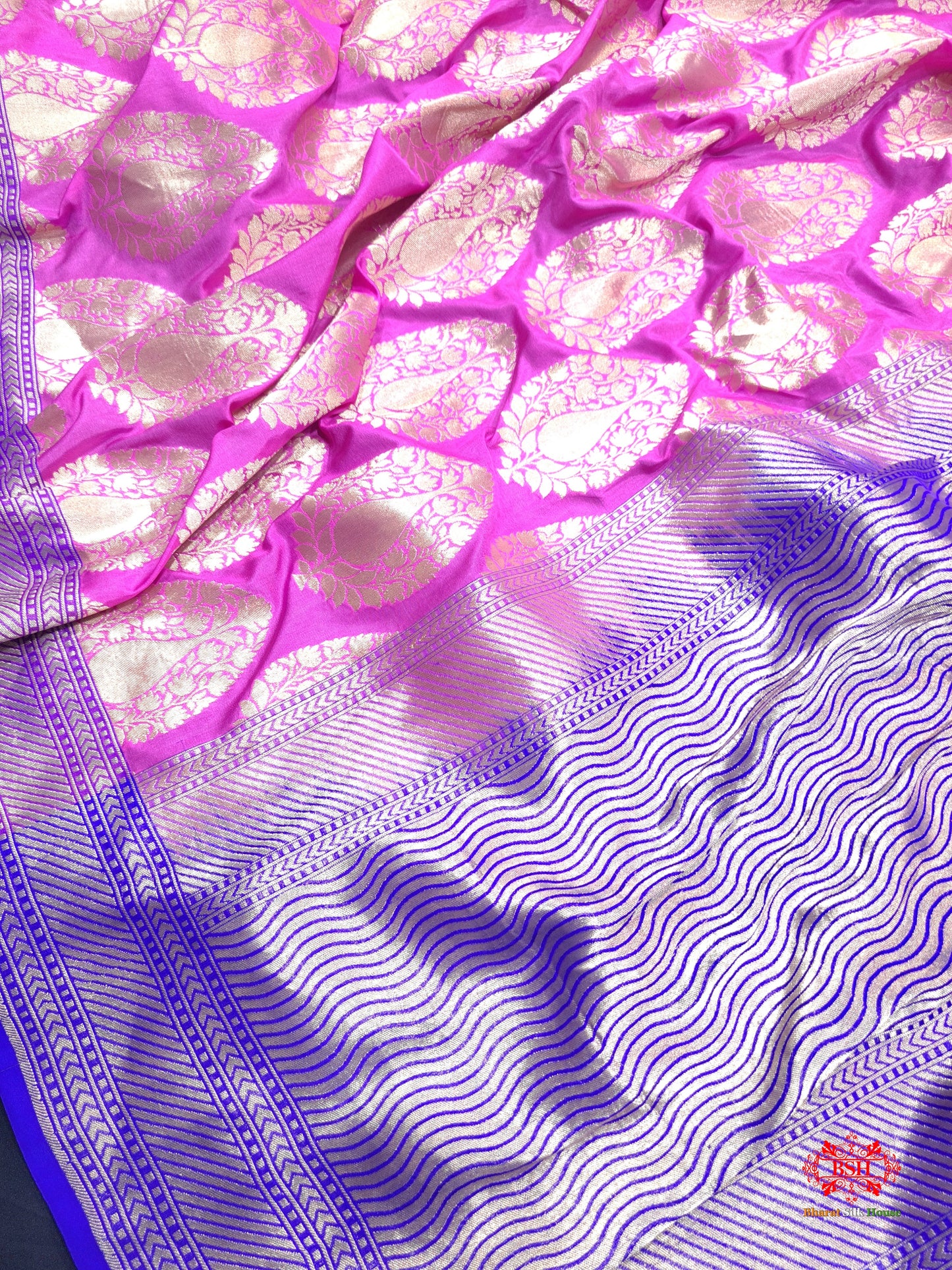 Handloom Banarasi Pure Katan Silk Floral Booti In Shades Of Pink