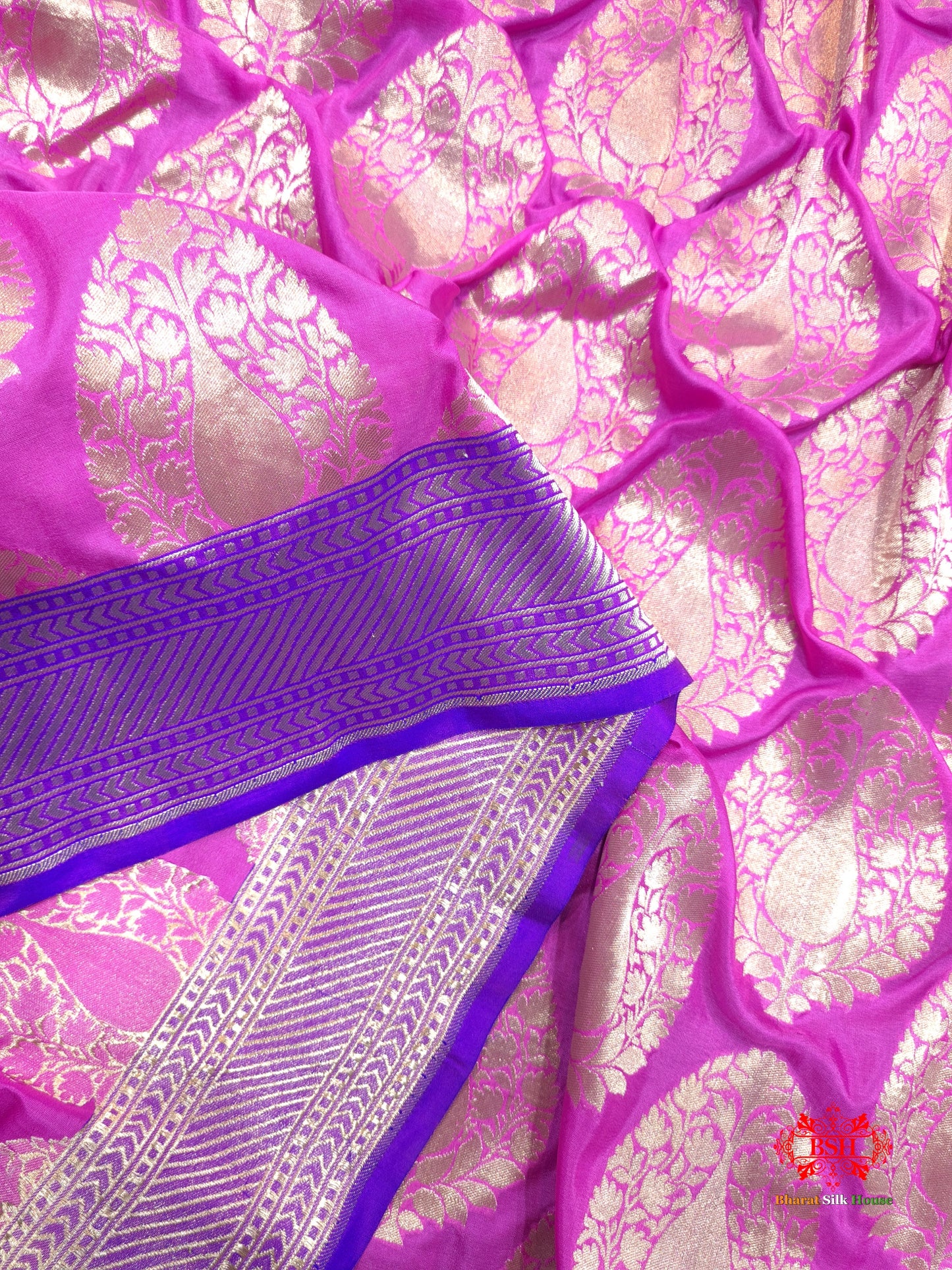 Handloom Banarasi Pure Katan Silk Floral Booti In Shades Of Pink