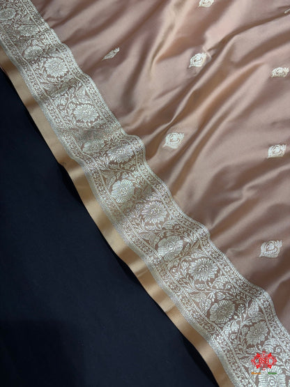 Beige Mashru Silk All Over Booti With Jaal Blouse Design Saree - Bharat Silk House Mashroo Silk