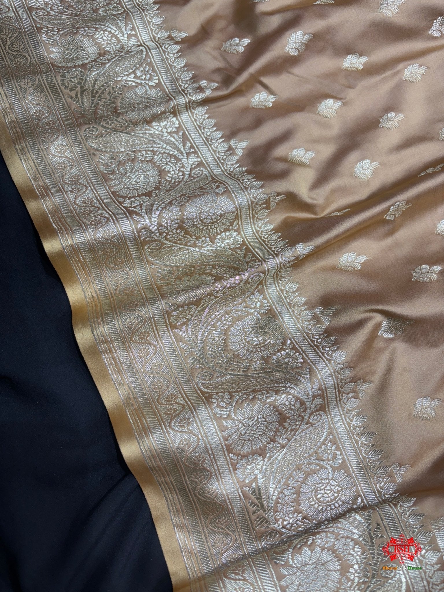 Beige Mashru Silk All Over Booti With Jaal Blouse Design Saree - Bharat Silk House Mashroo Silk