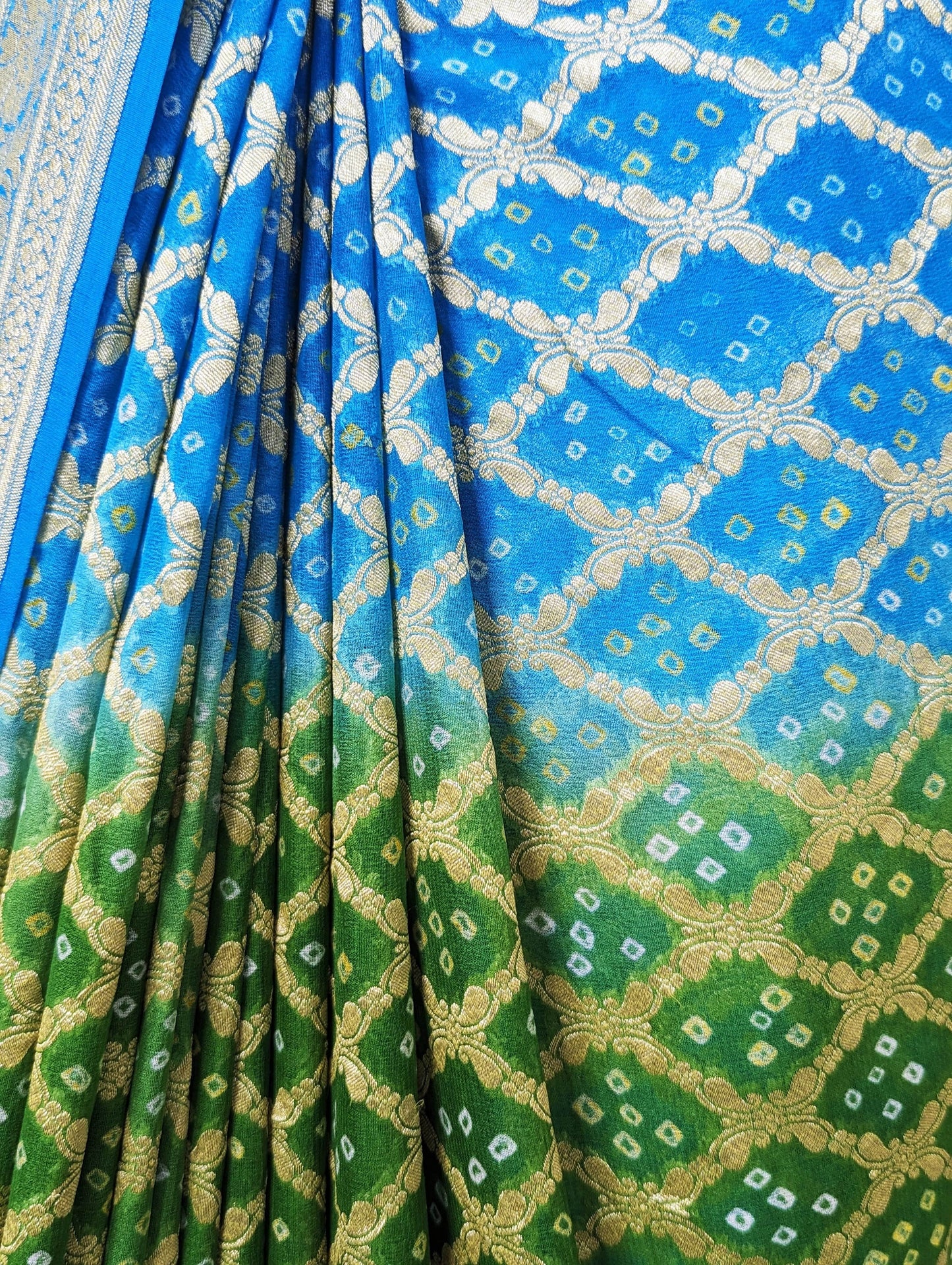 Dual Shade Pure Georgette Banarasi Bandhej Handloom Saree Bandhej Bharat Silk House