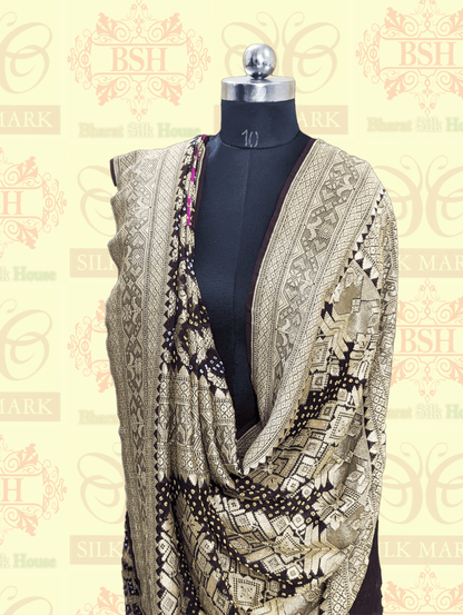 Pure Georgette Banarasi Handloom Bandhej Saree In Dual Shades Of Pink & Hickory Brown Bandhej Bharat Silk House