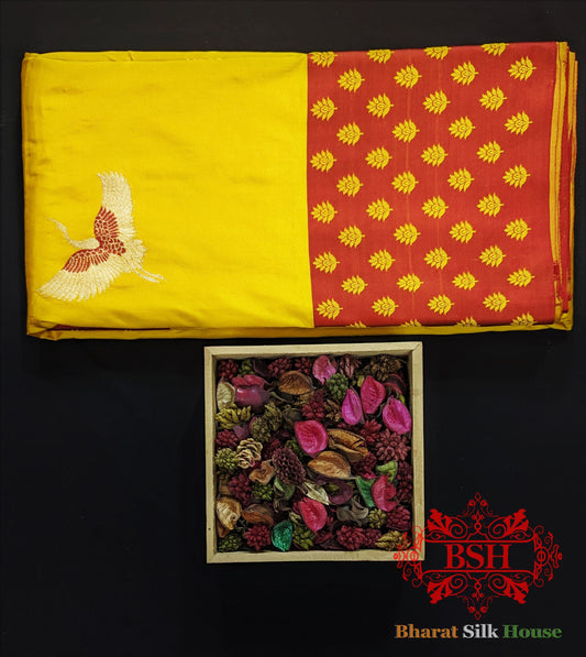 Pure Banarasi  Handloom Katan Silk Meenakari  Antique Zari Saree In Shades Of Gold Yellow Pure Kataan Silk Bharat Silk House