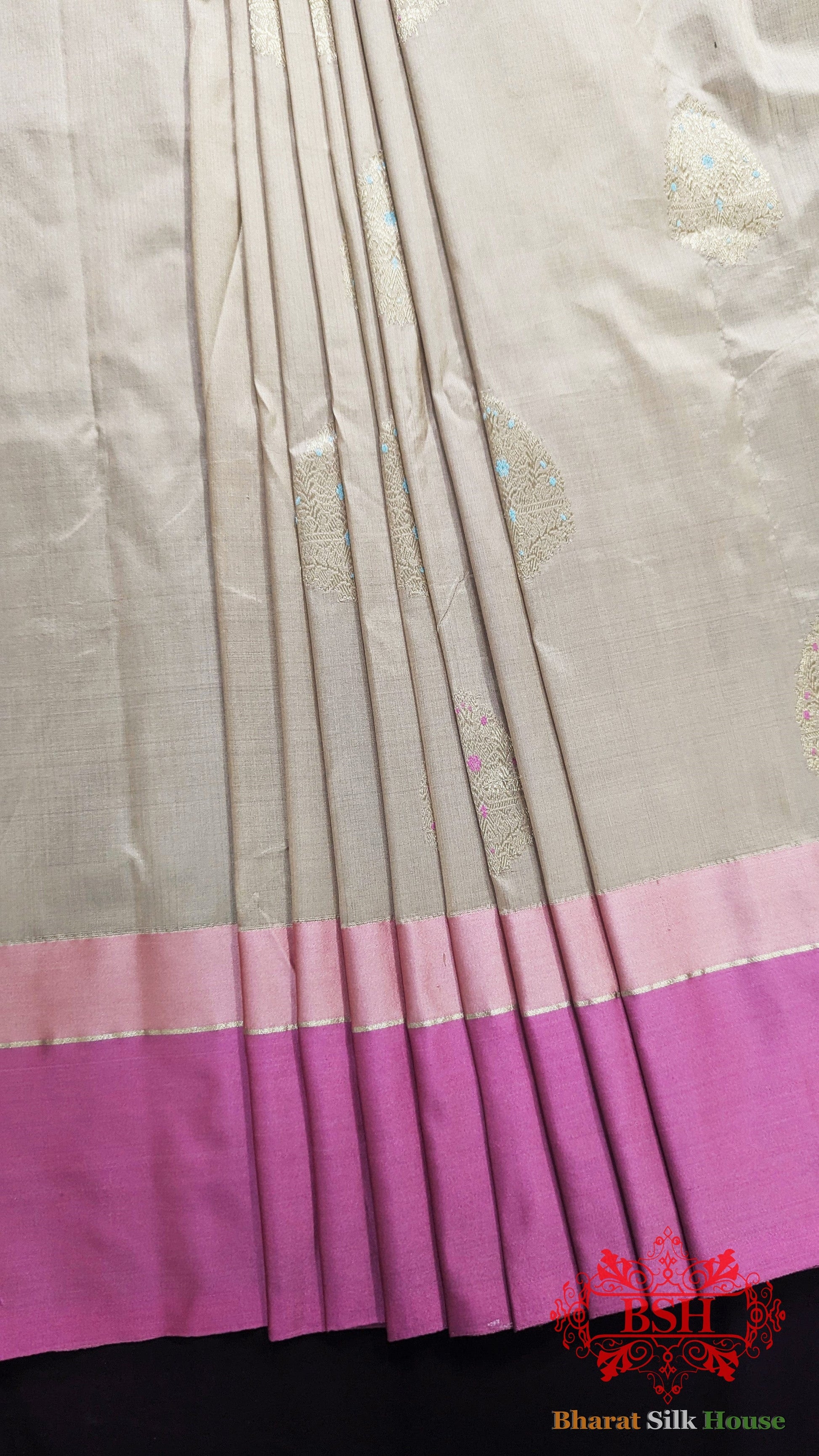 Pure Banarasi  Handloom Katan Silk  Meenakari Antique Zari Saree In Shades Of  Peach Pure Kataan Silk Bharat Silk House