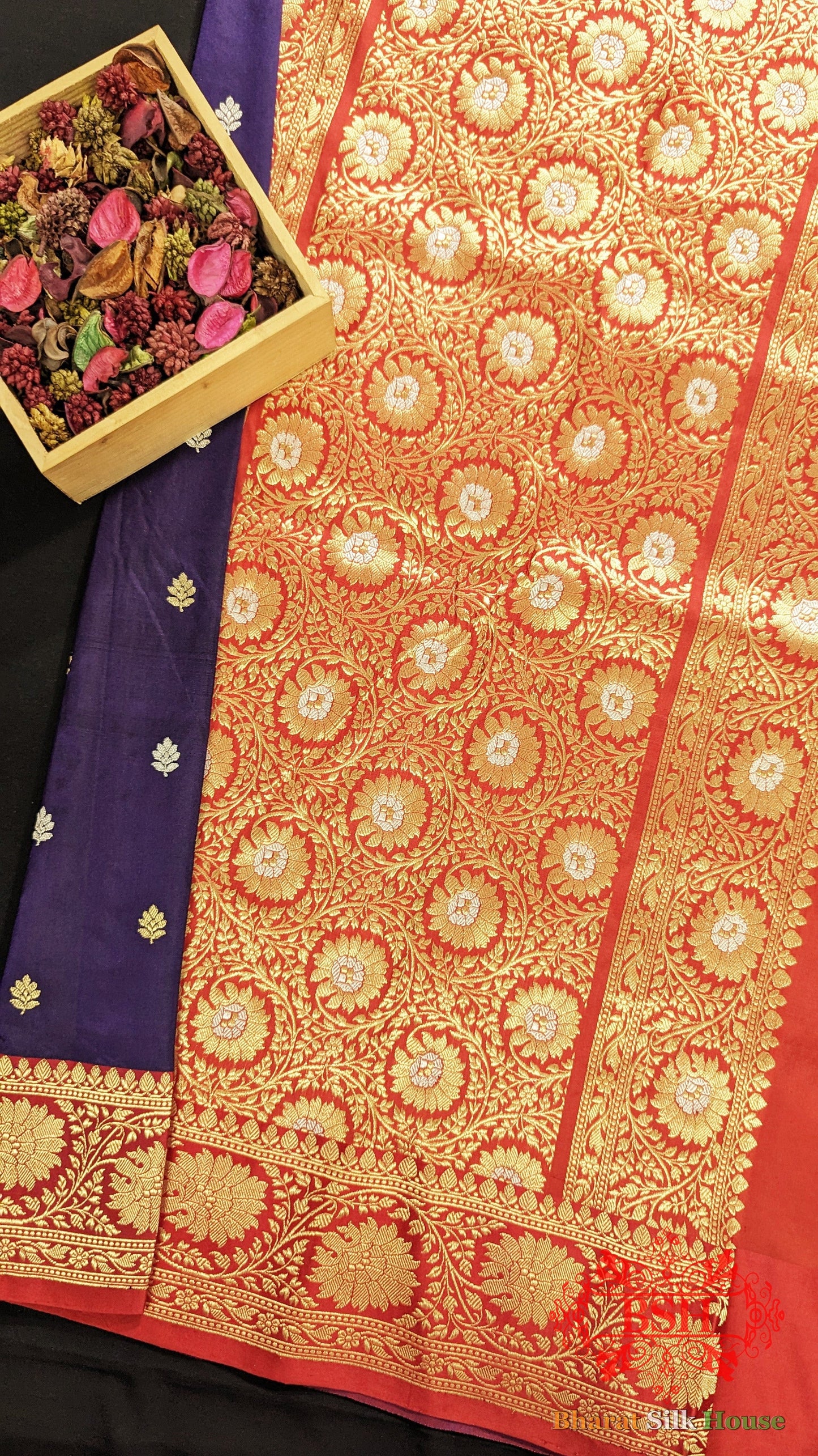 Pure Banarasi  Handloom Katan Silk Meenakari Antique Zari Saree In Shades Of Violet Pure Kataan Silk Bharat Silk House