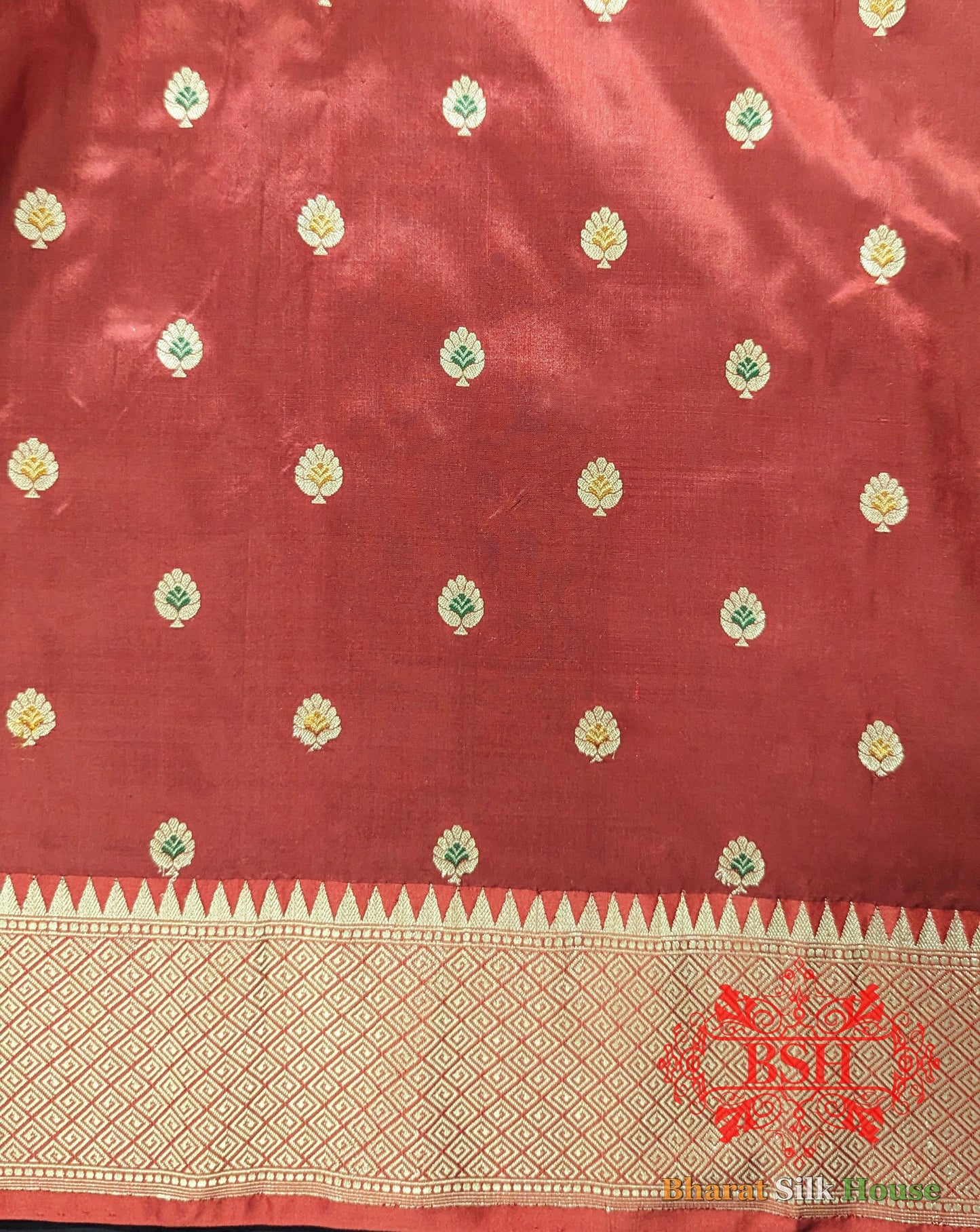 Pure Banarasi  Handloom  Silk  Meenakari Antique  Zari Saree In Shades Of  Violet Pure Kataan Silk Bharat Silk House