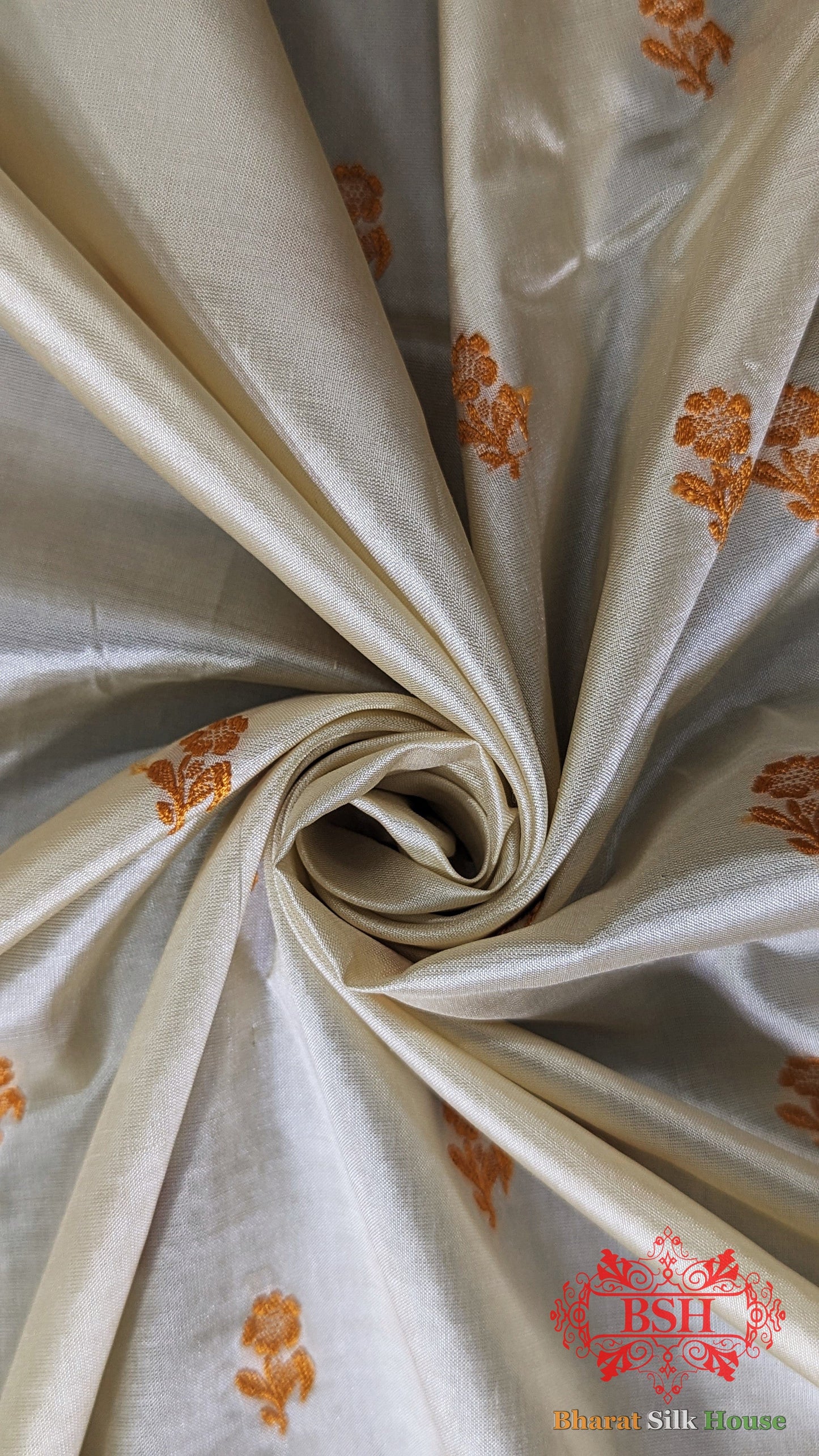 Pure Banrasi  Handloom Katan Silk Meenakari Antique Zari Saree In Shades Of Beige With Golden Border Pure Kataan Silk Bharat Silk House