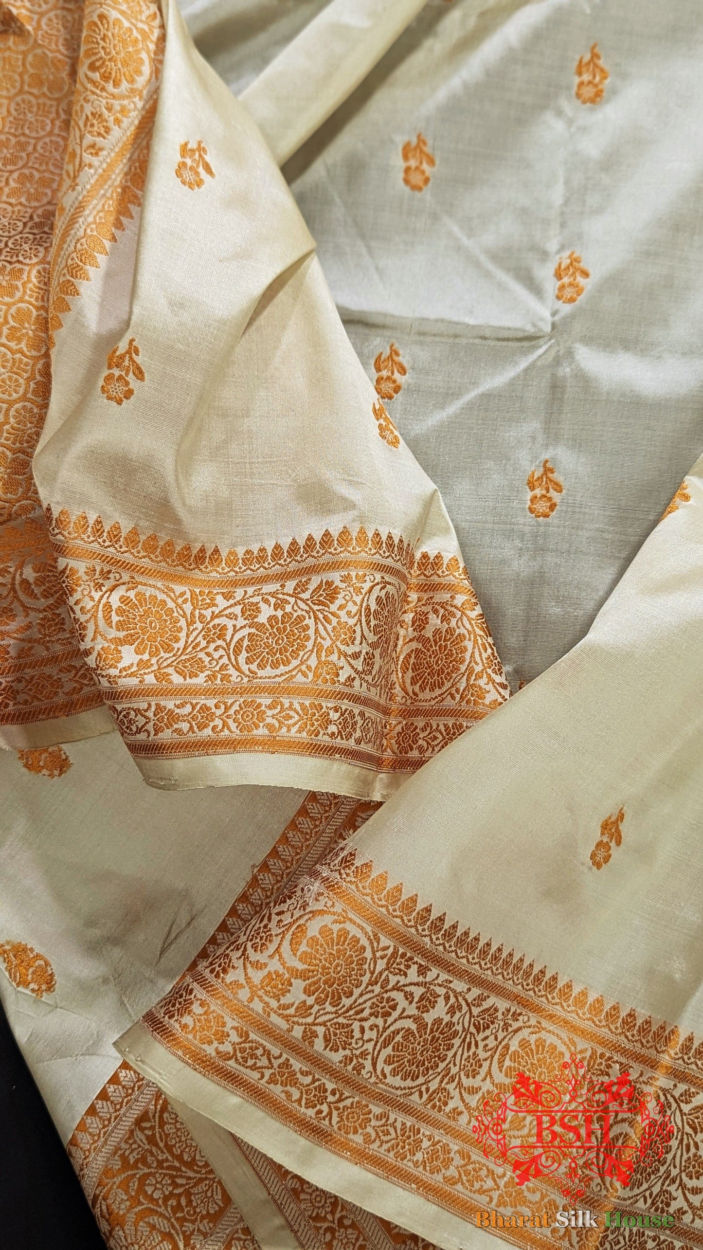 Pure Banrasi  Handloom Katan Silk Meenakari Antique Zari Saree In Shades Of Beige With Golden Border Pure Kataan Silk Bharat Silk House