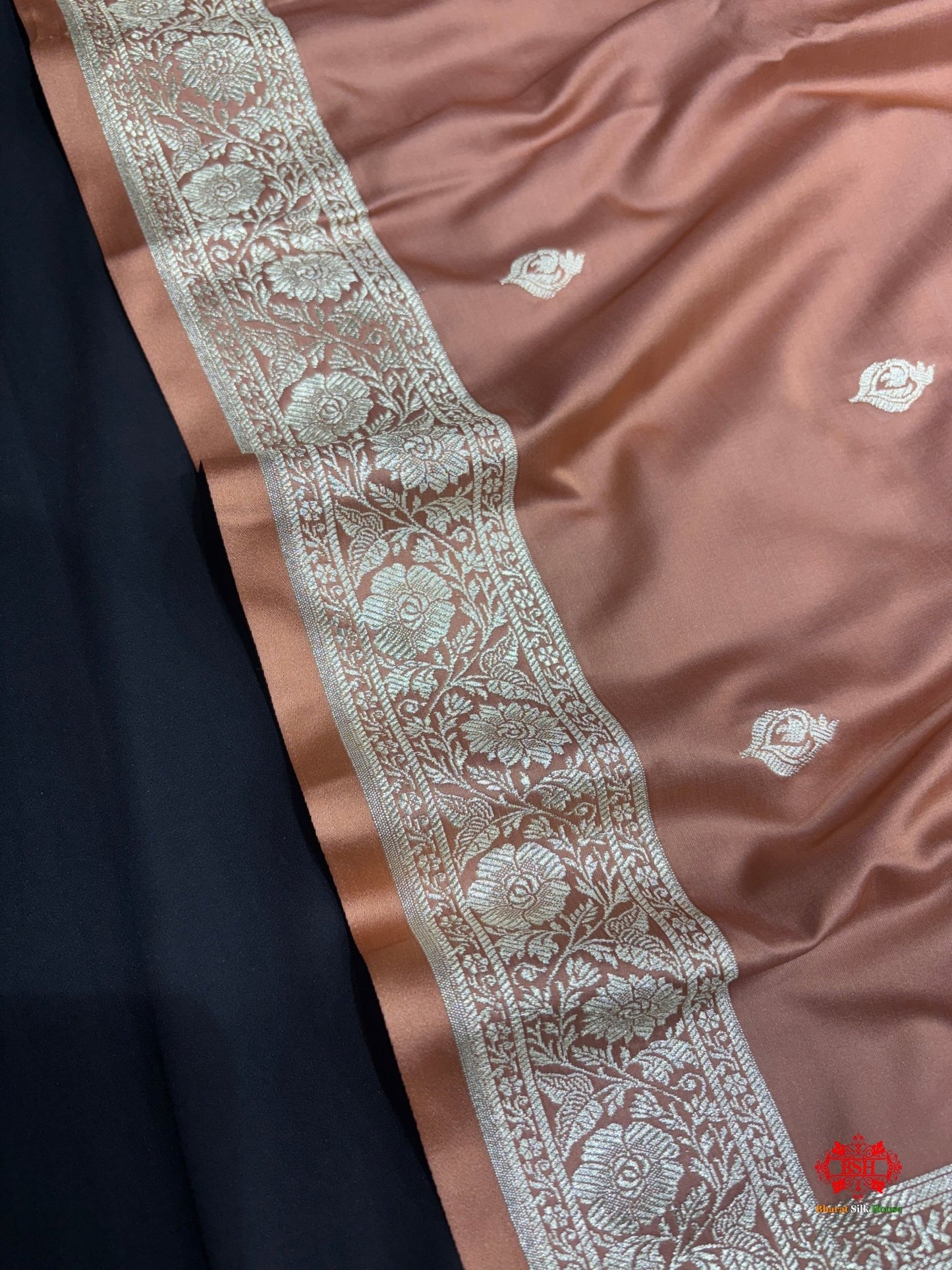 Coral Pink Mashru Silk All Over Booti With Jaal Blouse Design Saree - Bharat Silk House Mashroo Silk