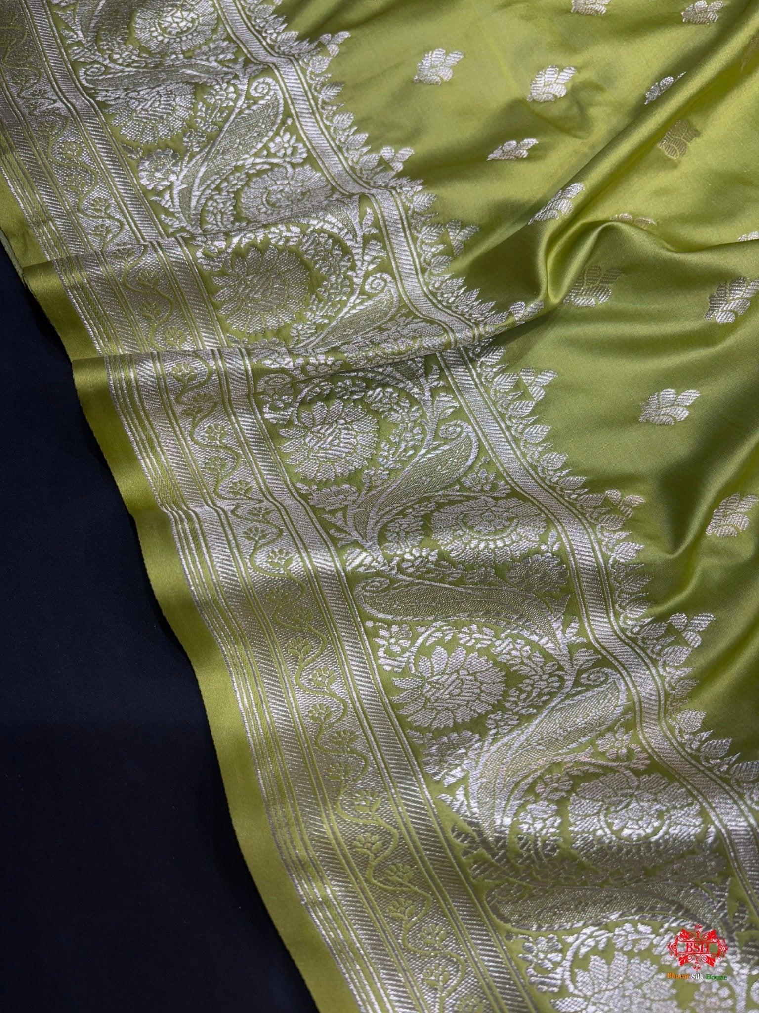 Green Mashru Silk All Over Booti With Jaal Blouse Design Saree - Bharat Silk House Mashroo Silk