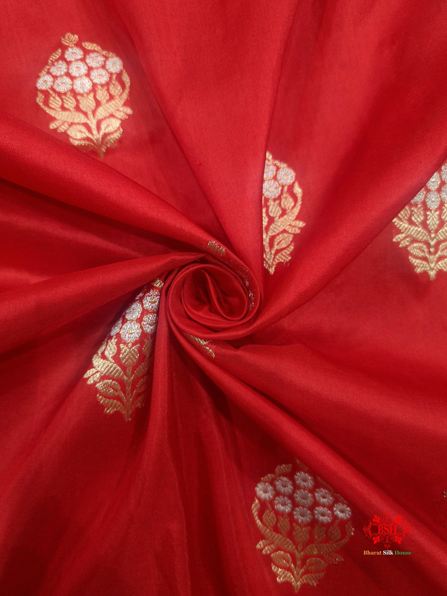 Handloom Banarasi Pure Katan Silk Floral Booti In Shades Of Red - Bharat Silk House