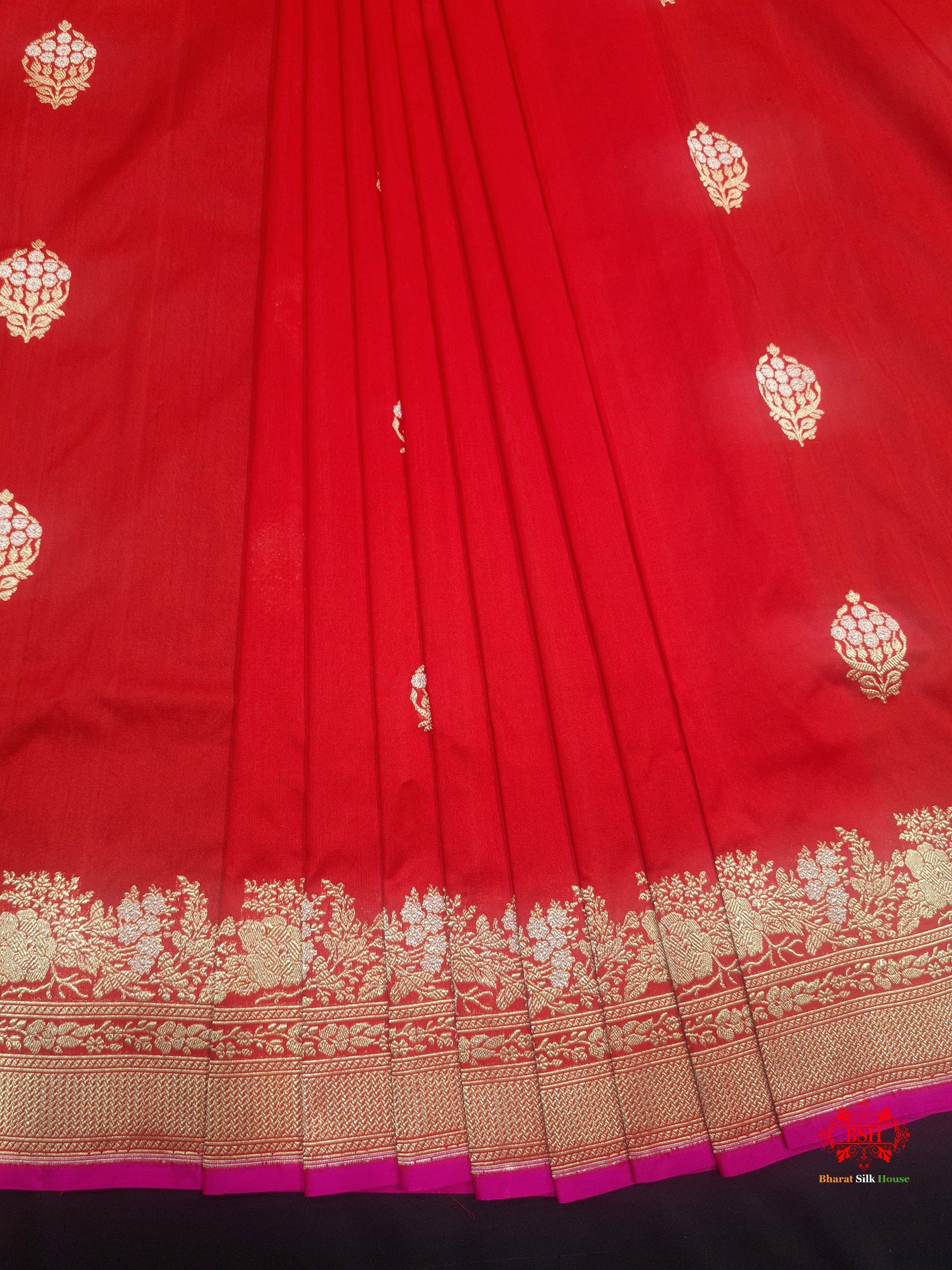 Handloom Banarasi Pure Katan Silk Floral Booti In Shades Of Red - Bharat Silk House