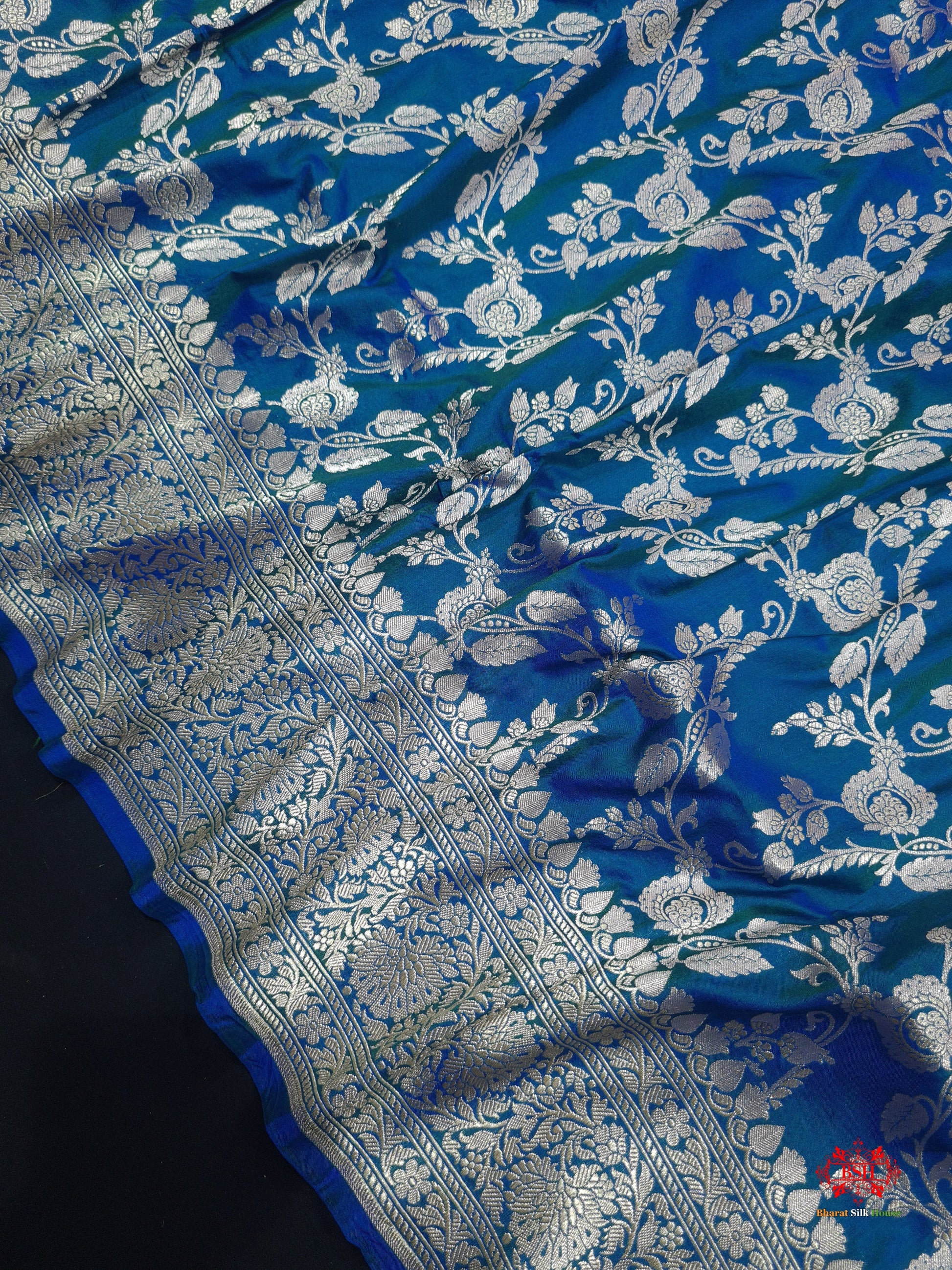 Handloom Banarasi Pure Katan Silk Floral Jaal Cross Color Of Blue - Bharat Silk House