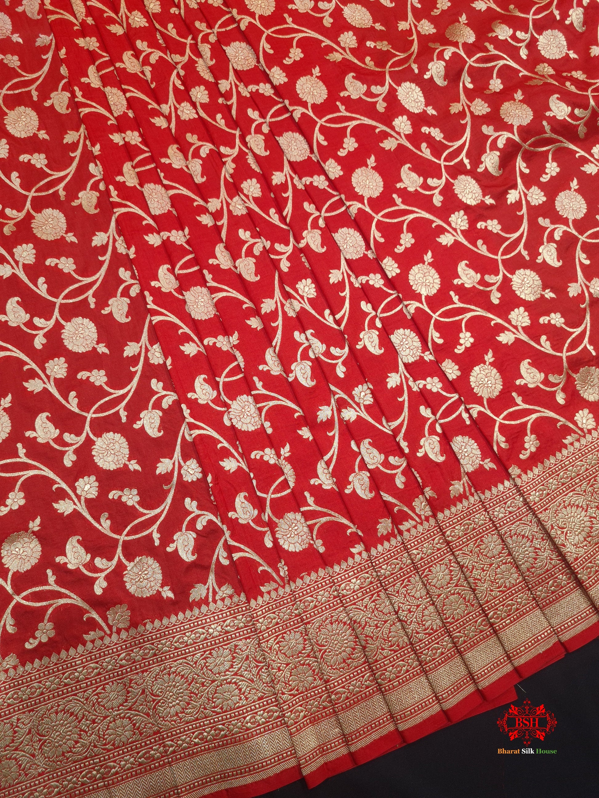 Handloom Banarasi Pure Katan Silk Floral Jaal In Shades Of Red - Bharat Silk House