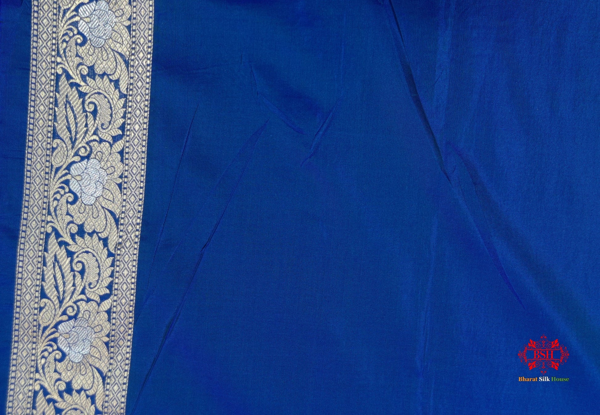 Handloom Banarasi Pure Katan Silk Opara Sona Rupa Dual Zari Saree Floral Jaal In Shades Of Blue - Bharat Silk House