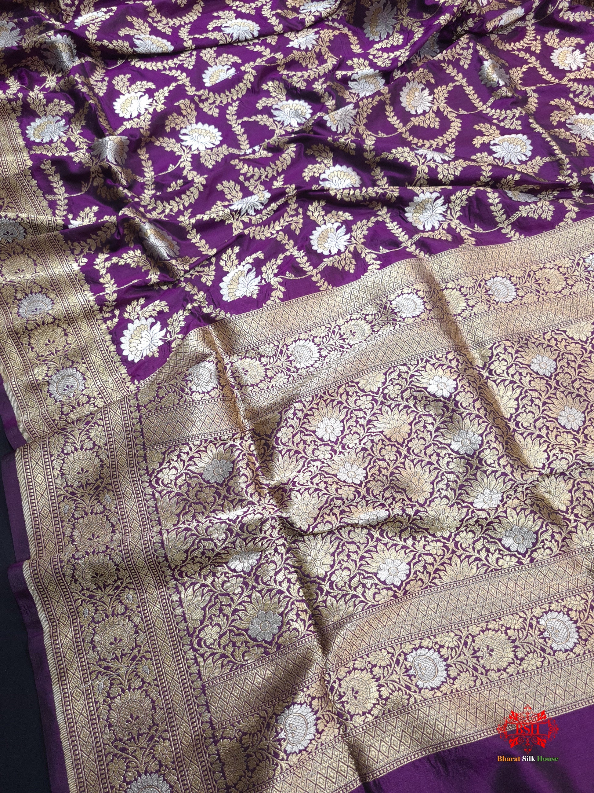 Handloom Banarasi Pure Katan Silk Opara Sona Rupa Dual Zari Saree Floral Jaal In Shades Of Magenta - Bharat Silk House