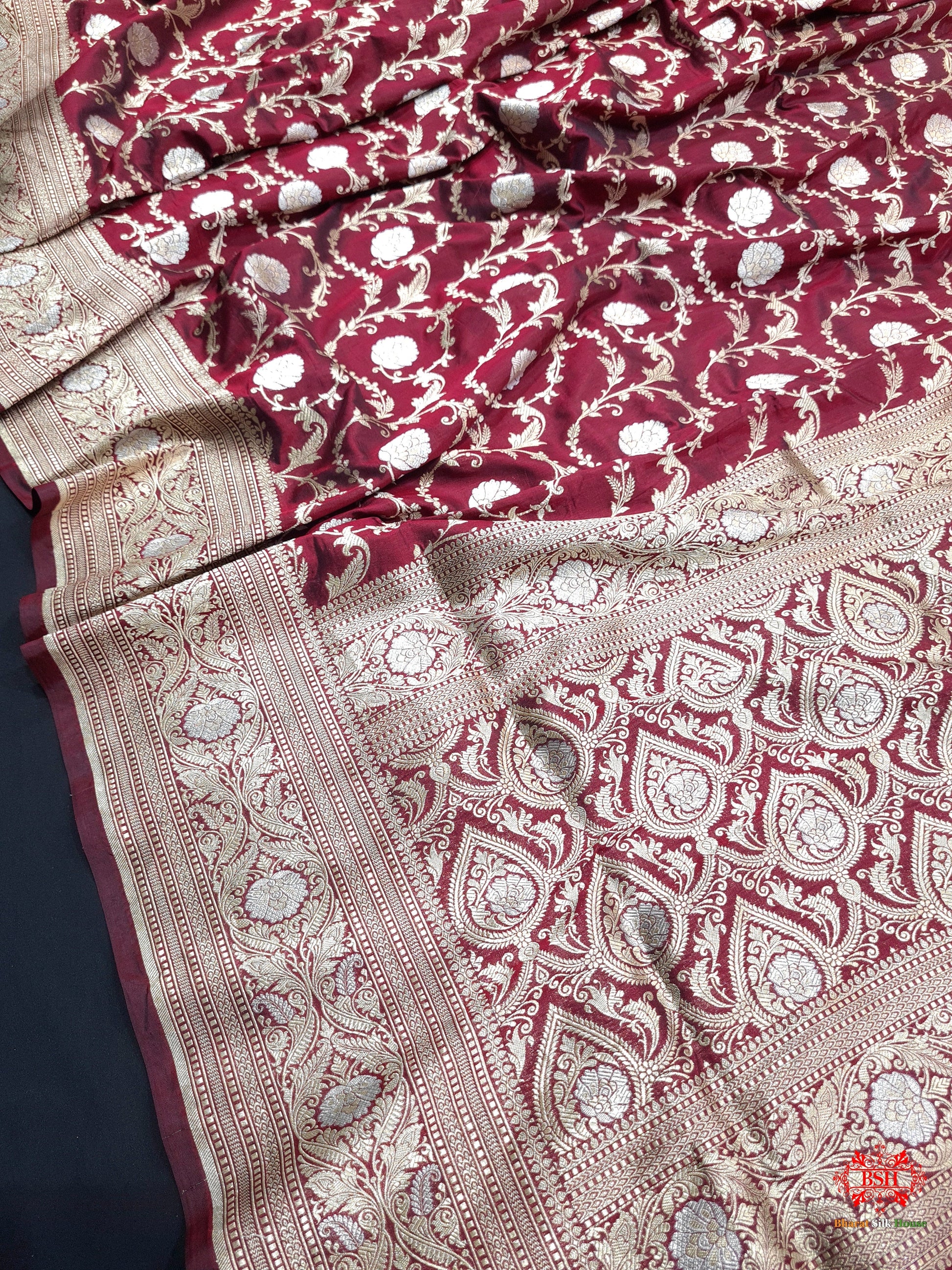 Handloom Banarasi Pure Katan Silk Opara Sona Rupa Dual Zari Saree Floral Jaal In Shades Of Maroon - Bharat Silk House