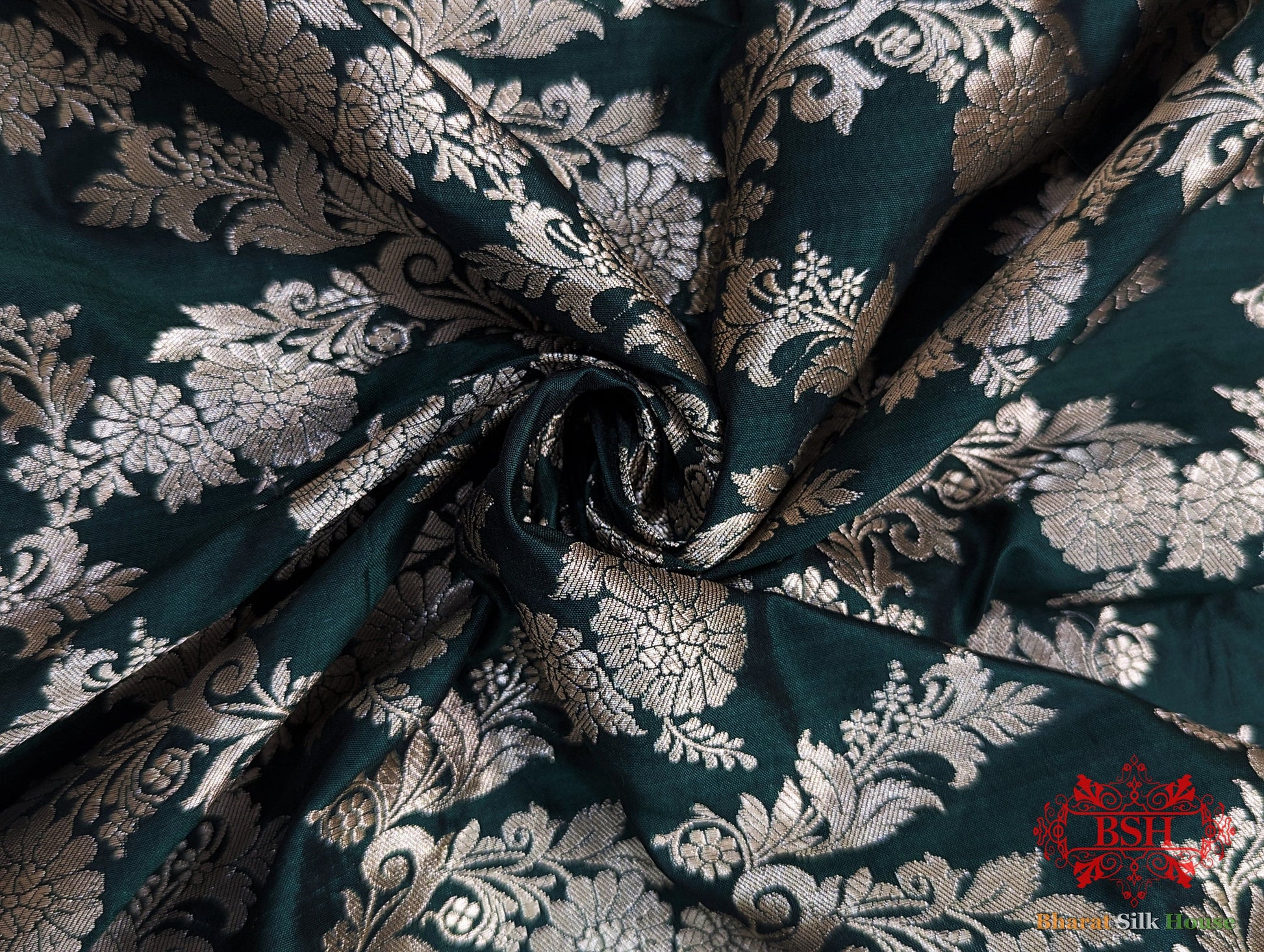 Handloom Banarasi Pure Katan Silk Opara With Floral Jaal In Shades Of Green - Bharat Silk House