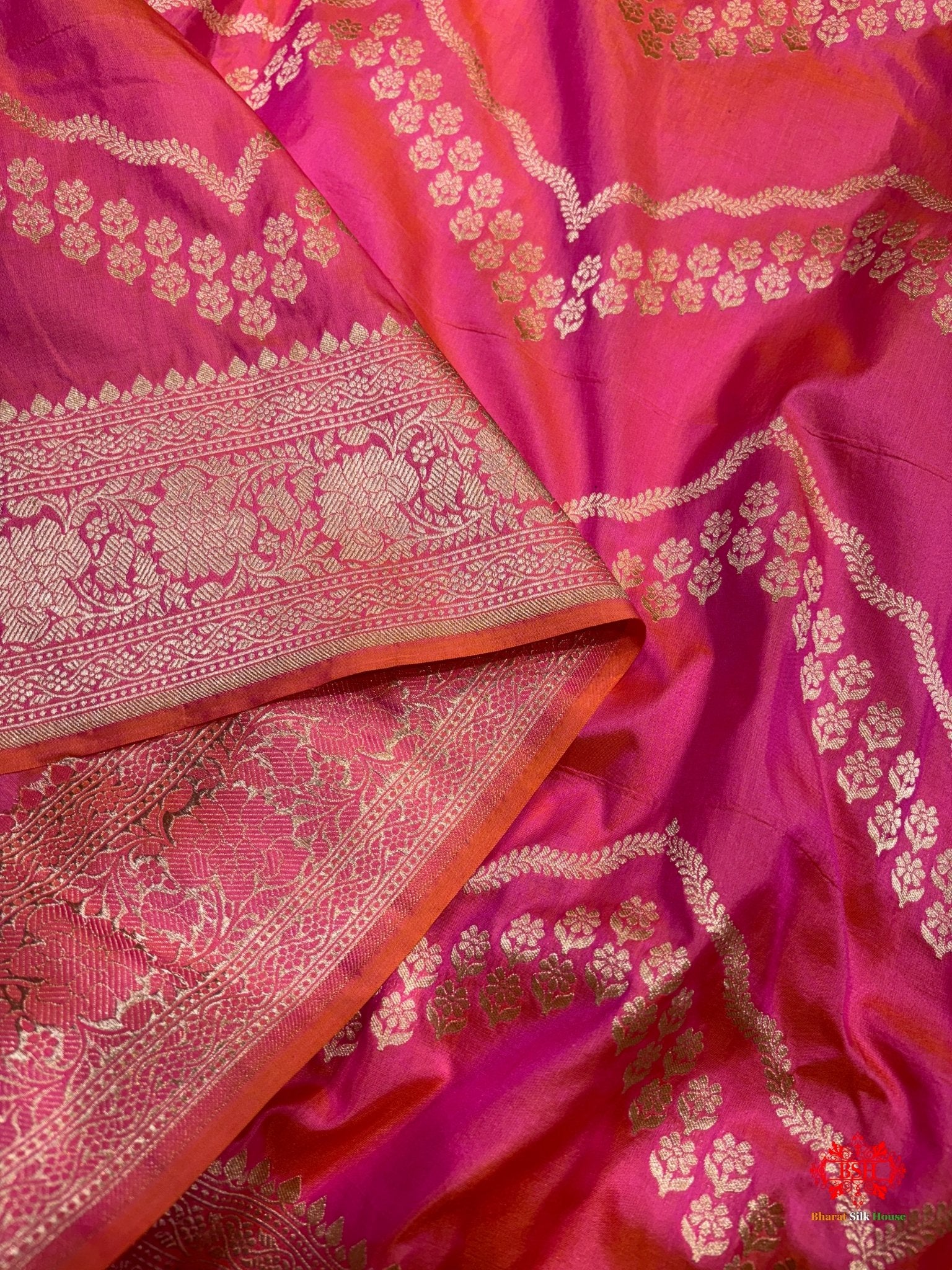 Handloom Banarasi Pure Katan Silk Zigzag Pattern In Cross Shades Of Pink/Orange - Bharat Silk House katan silk