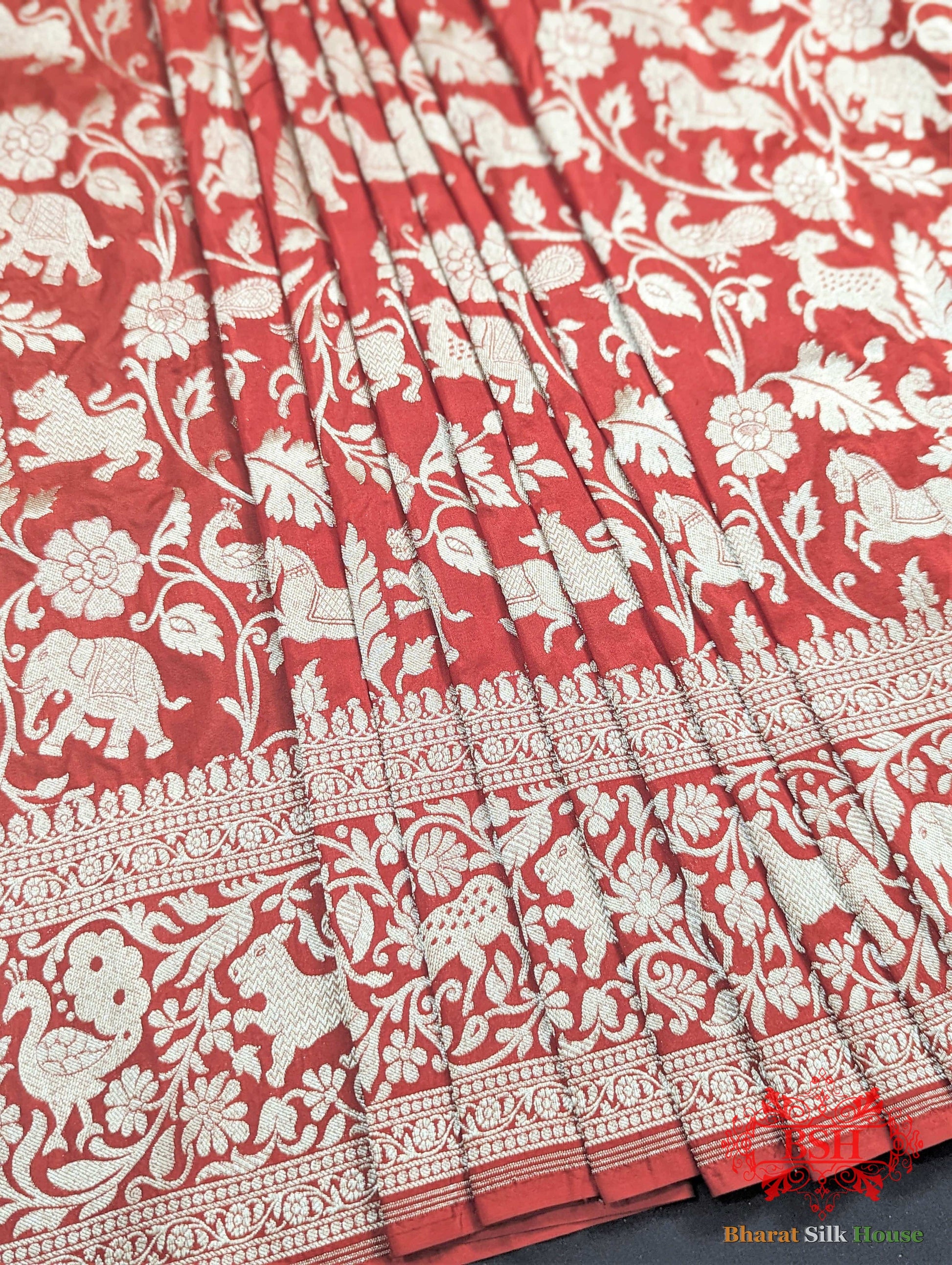 Handloom Banarasi Shikargah Katan Silk Saree In Shades Of Red - Bharat Silk House