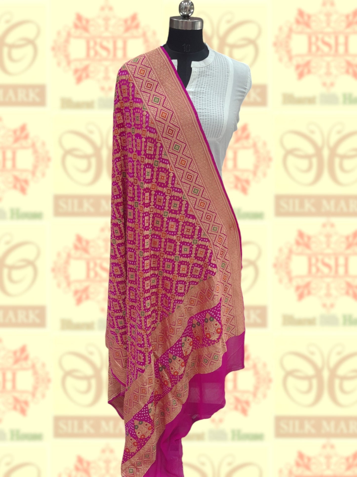 Pink Georgette Banarasi Handloom Menakari Bandhani Dupatta - Bharat Silk House