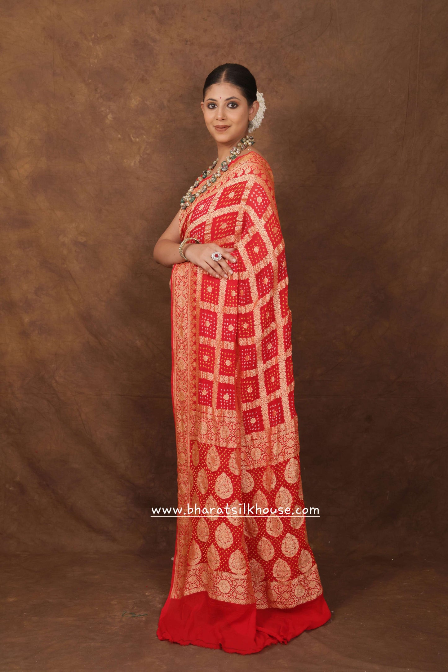 Pure Banarasi Georgette Bandhej Handloom Saree In Shades Of Red - Bharat Silk House