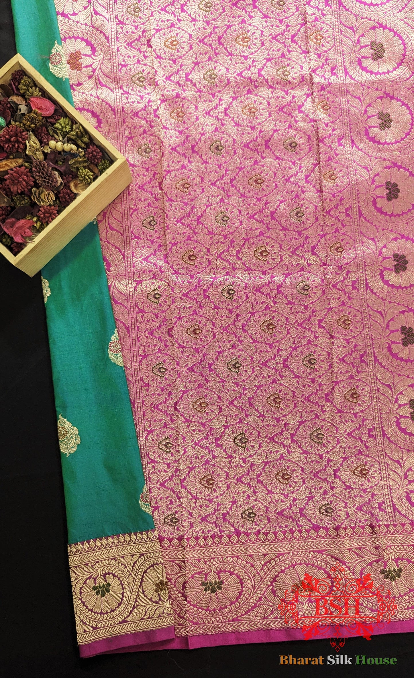 Pure Banarasi Handloom Katan Meenakari Antique Zari Saree In Shades Of Cross Color - Bharat Silk House