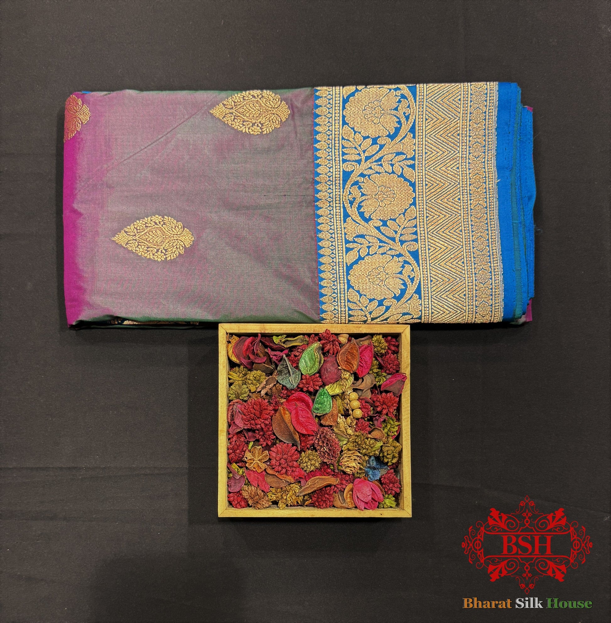 Pure Banarasi Handloom Katan Silk Antique Zari Saree In Shades Of Cross Colour - Bharat Silk House