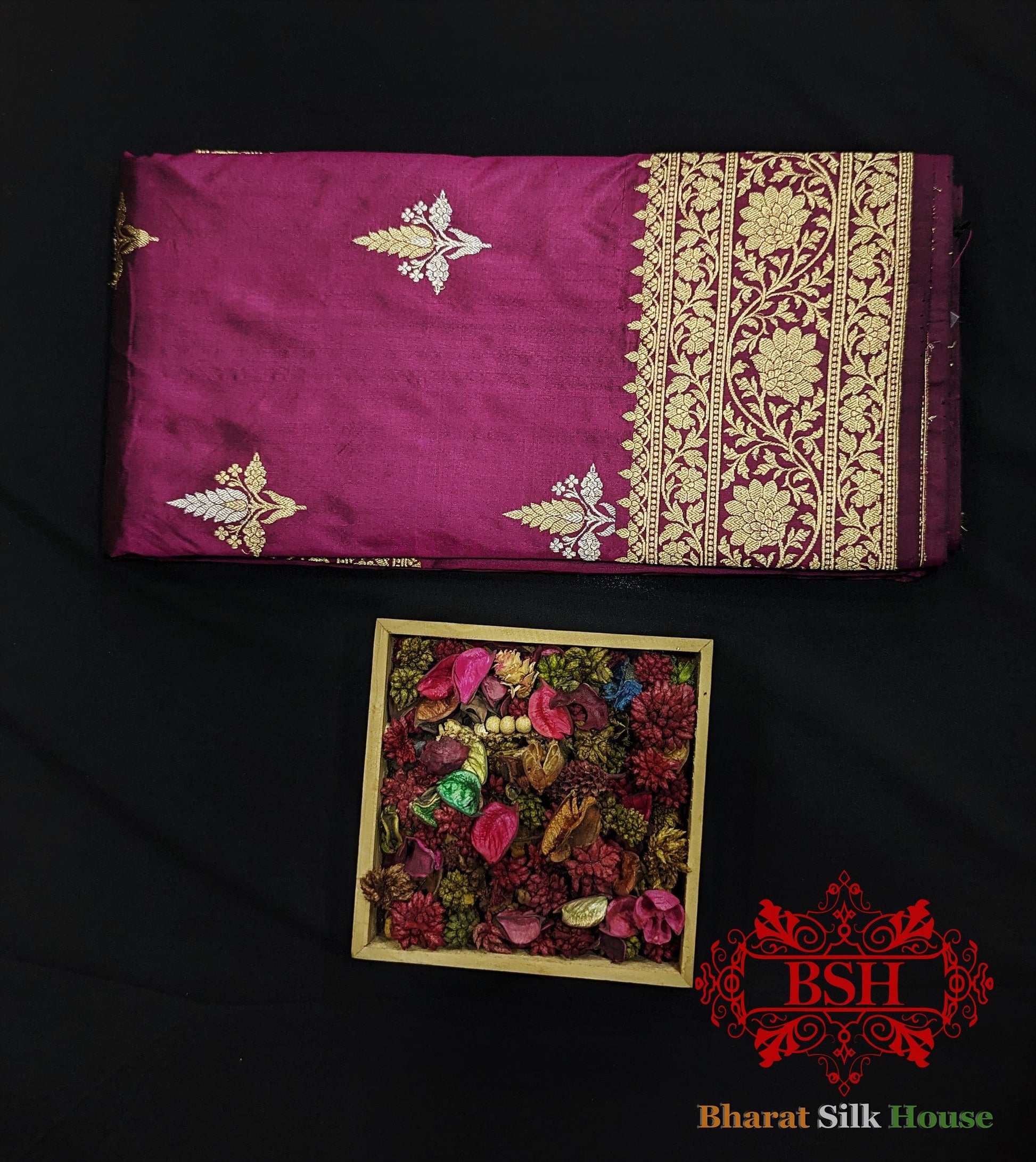 Pure Banarasi Handloom Katan Silk Antique Zari Saree In Shades Of Magenta - Bharat Silk House