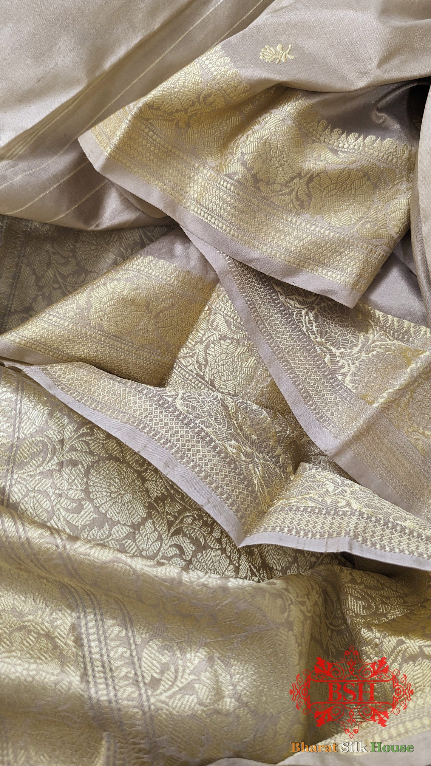 Pure Banarasi Handloom Katan Silk Antique Zari Saree In Shades Of Off White - Bharat Silk House