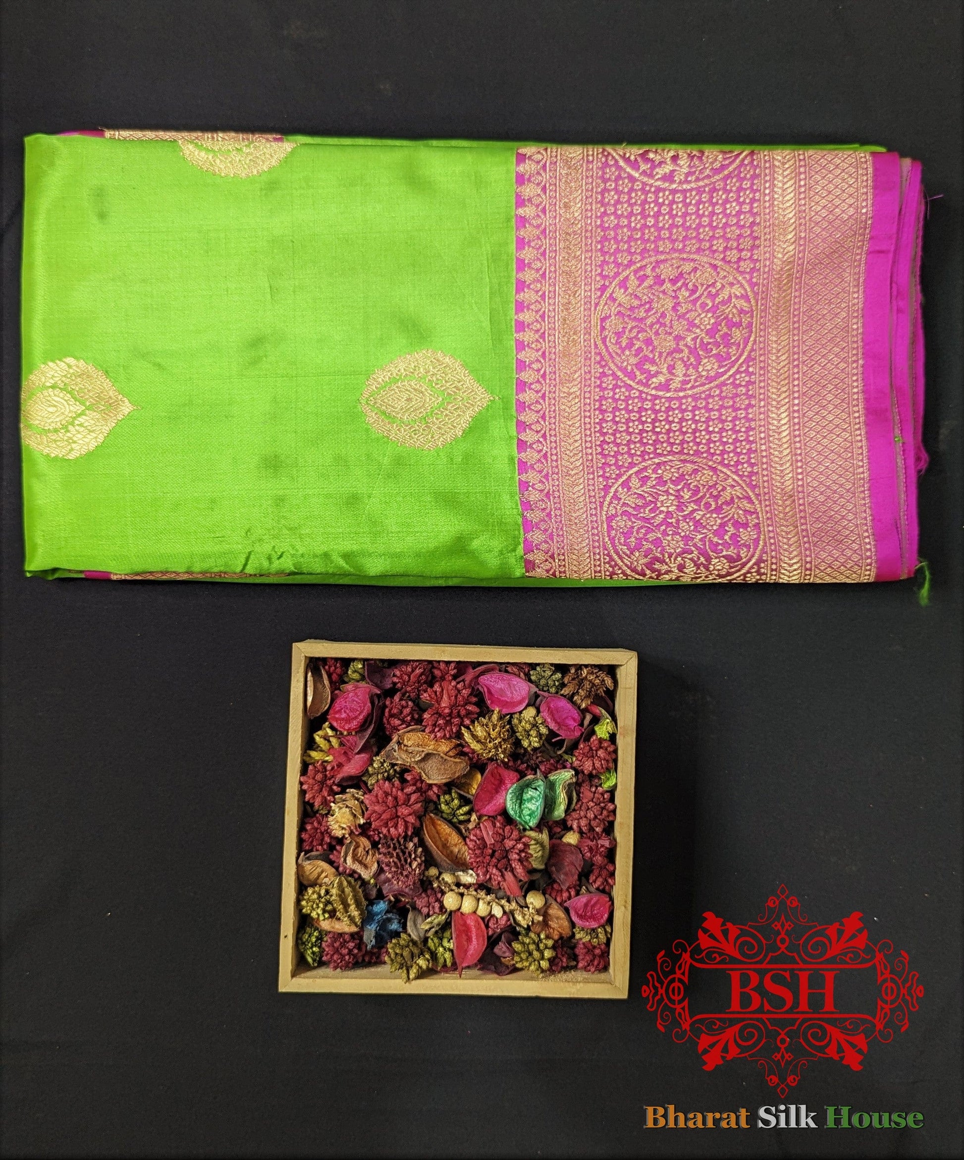 Pure Banarasi Handloom Katan Silk Antique Zari Saree In Shades Of Parrot Green - Bharat Silk House