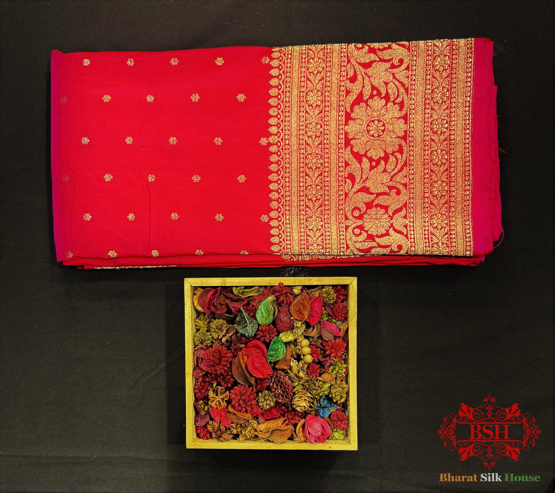 Pure Banarasi Handloom Katan Silk Antique Zari Saree In Shades Of Pink - Bharat Silk House