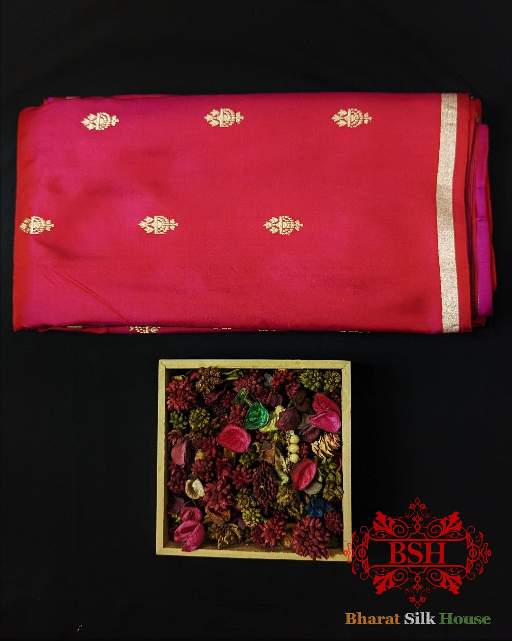 Pure Banarasi Handloom Katan Silk Antique Zari Saree In Shades Of Red - Bharat Silk House