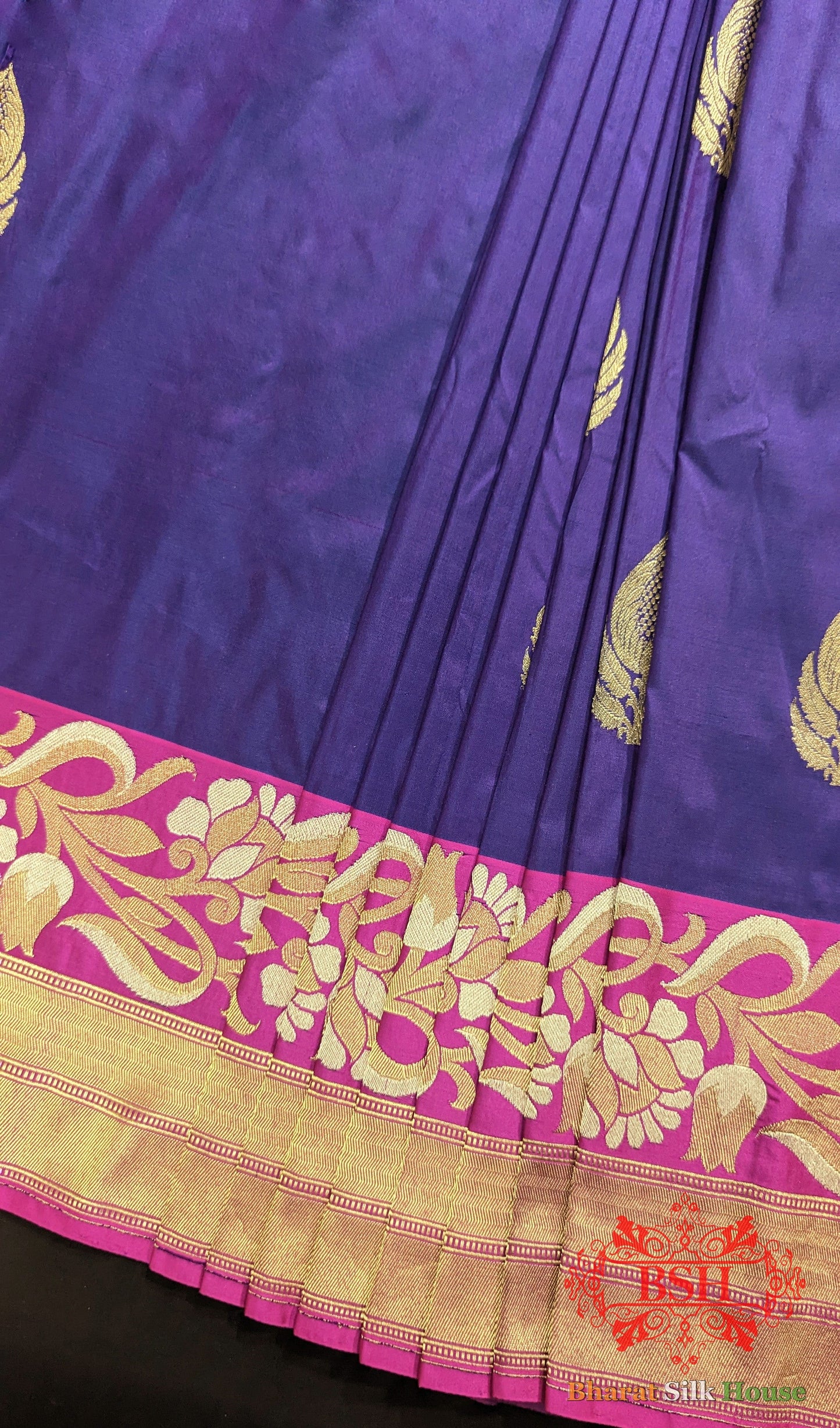 Pure Banarasi Handloom Katan Silk Antique Zari Saree In Shades Of Violet - Bharat Silk House