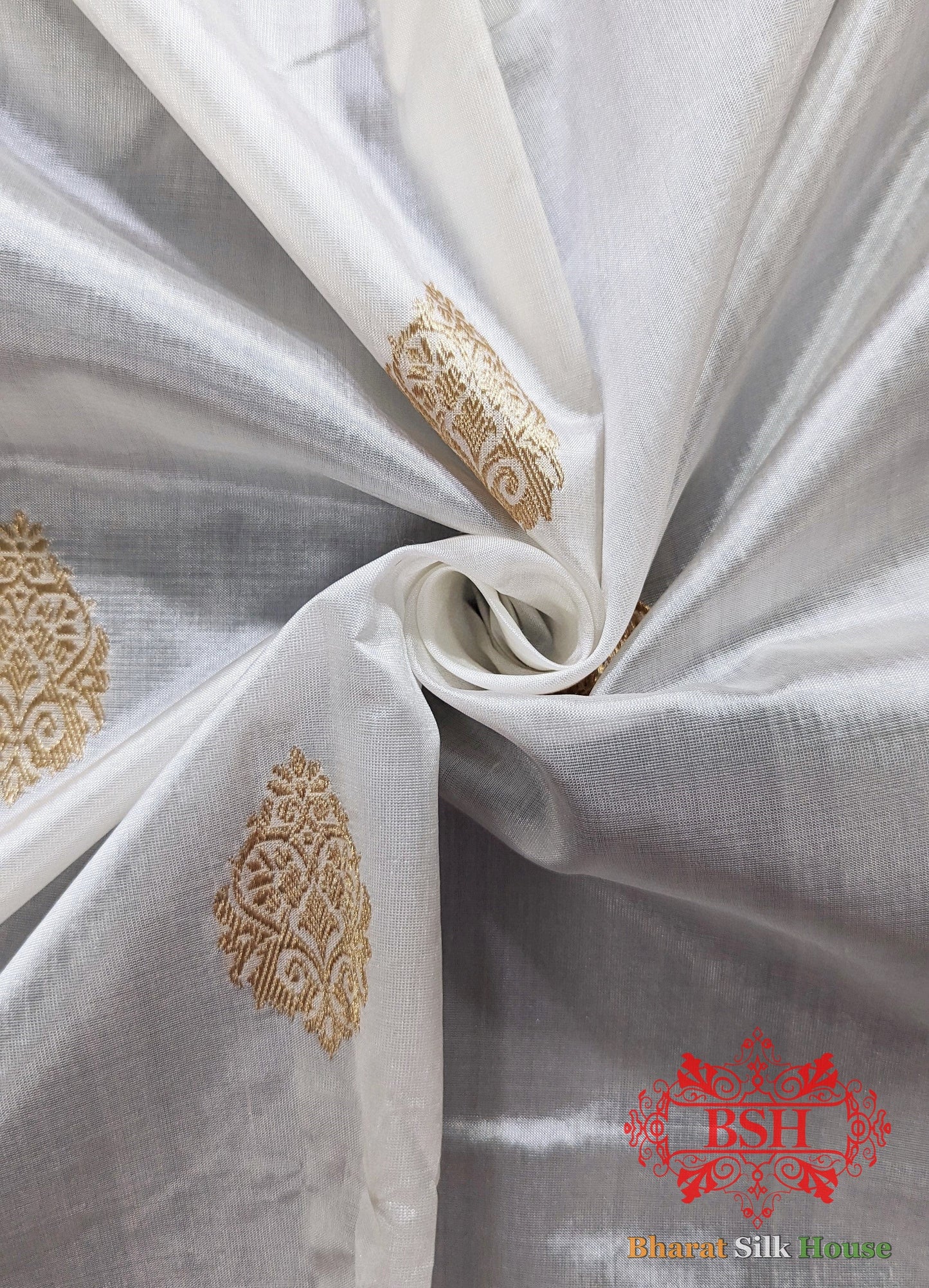 Pure Banarasi Handloom Katan Silk Dyeable Antique Zari Saree In Shades Of White - Bharat Silk House