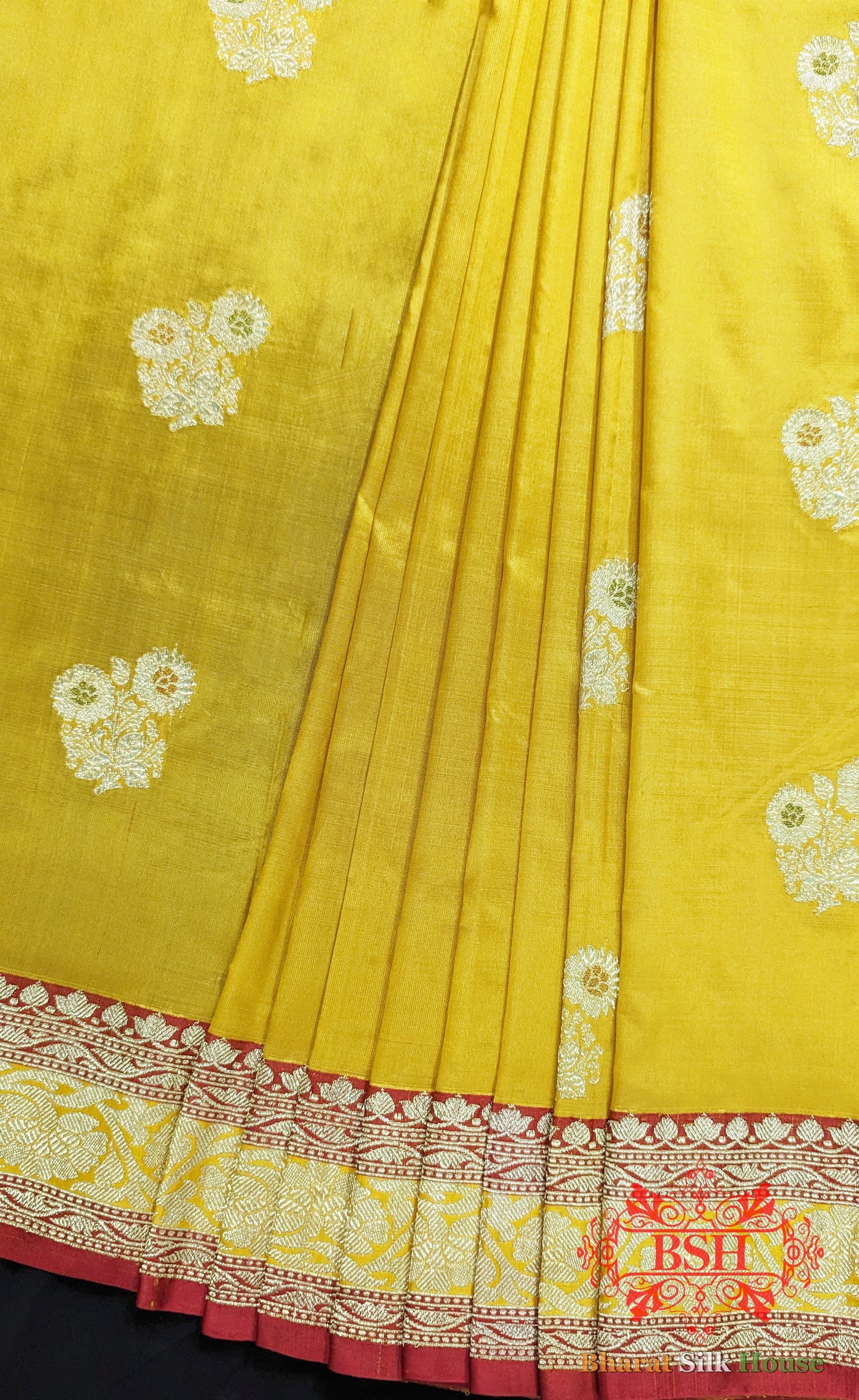 Pure Banarasi Handloom Katan Silk Meenakari Antique Golden Zari Saree In Shades Of Yellow - Bharat Silk House