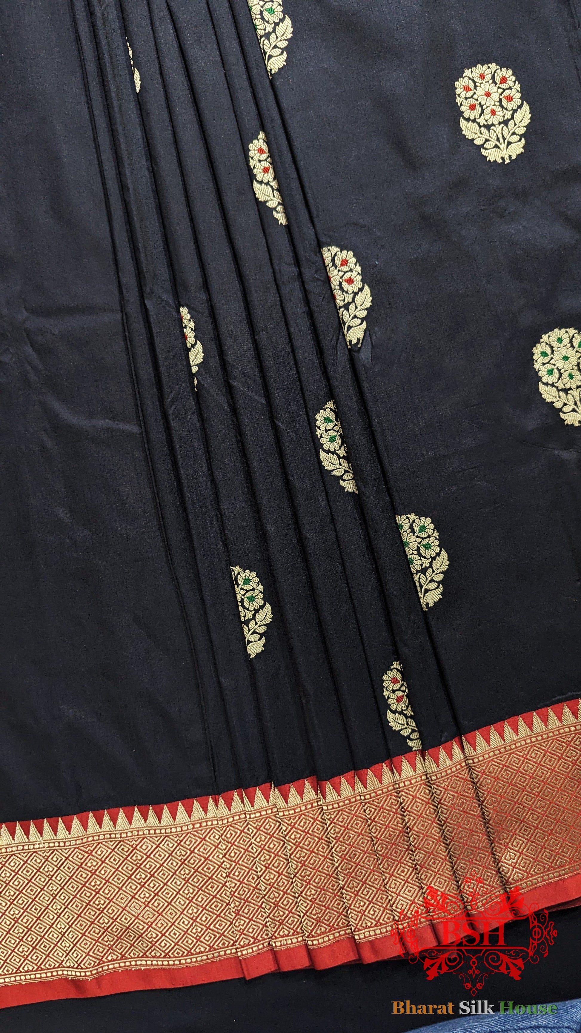 Pure Banarasi Handloom Katan Silk Meenakari Antique Zari Saree In Shades Of Black - Bharat Silk House