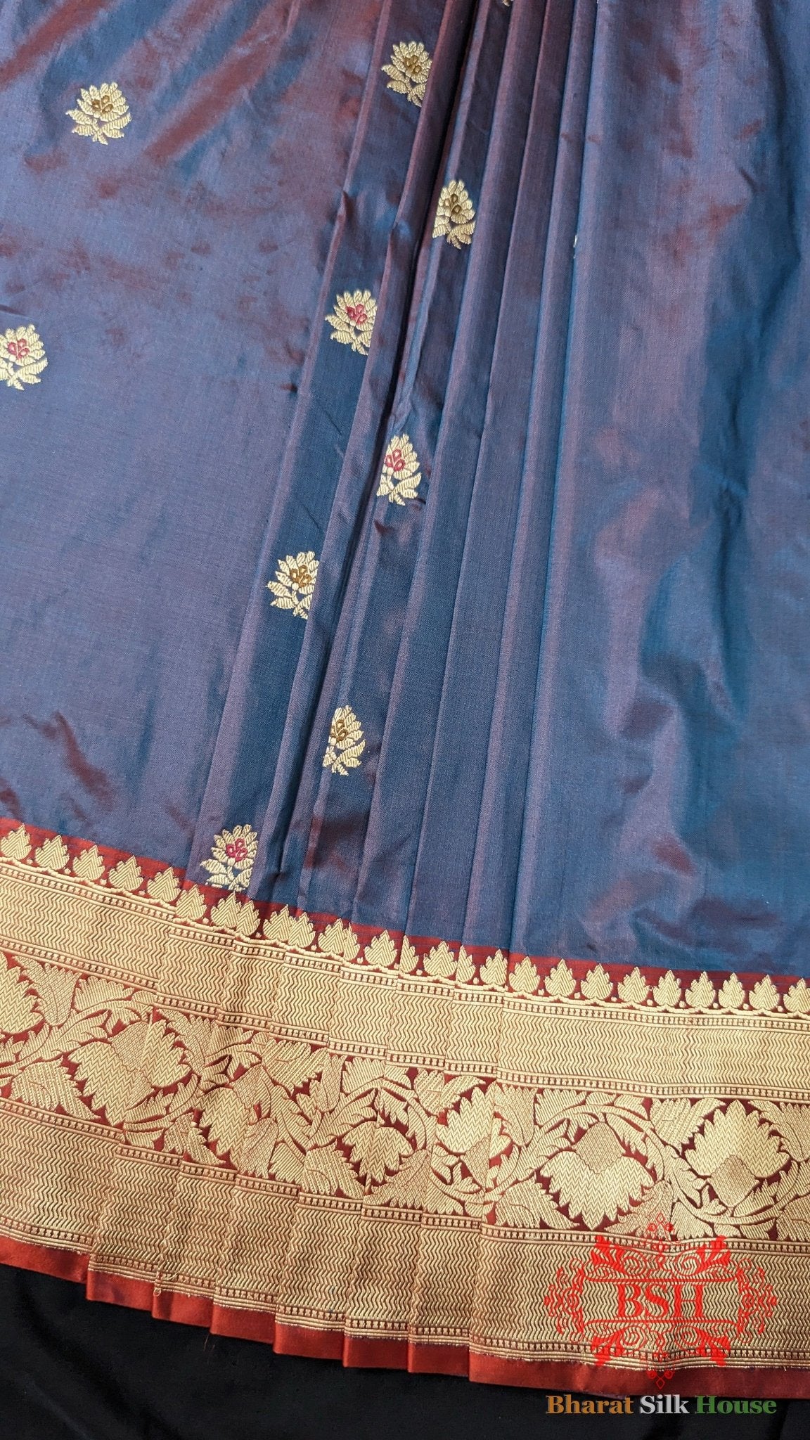 Pure Banarasi Handloom Katan Silk Meenakari Antique Zari Saree In Shades Of Cross Colour - Bharat Silk House