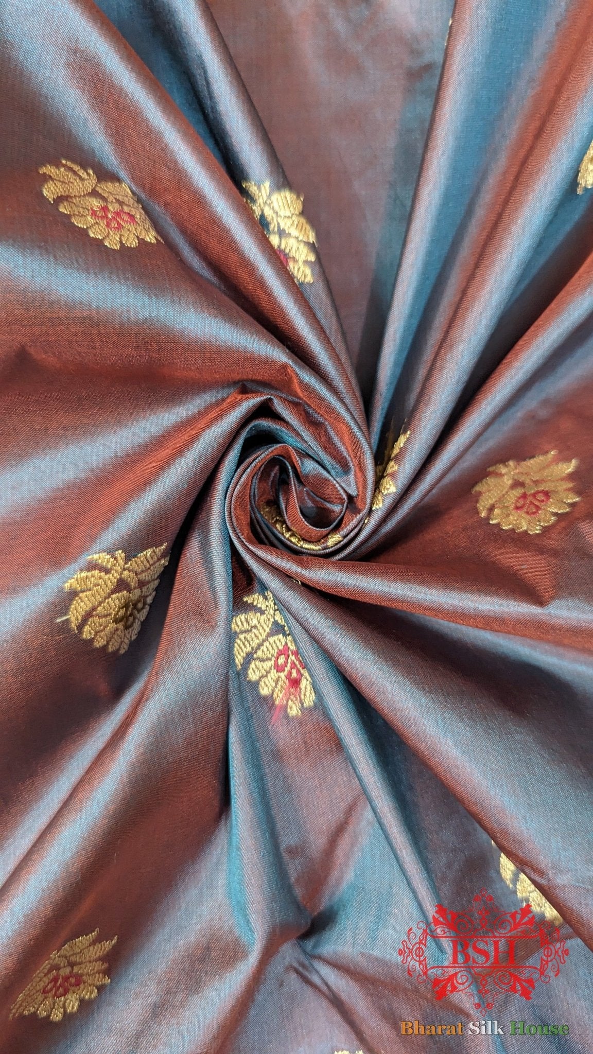 Pure Banarasi Handloom Katan Silk Meenakari Antique Zari Saree In Shades Of Cross Colour - Bharat Silk House