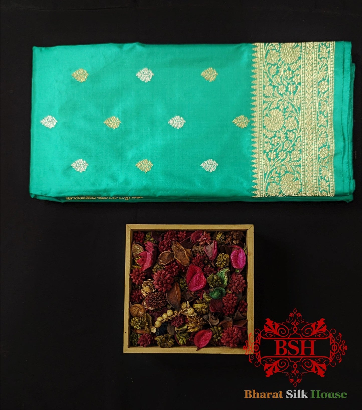 Pure Banarasi Handloom Katan Silk Meenakari Antique Zari Saree In Shades Of Cyan - Bharat Silk House