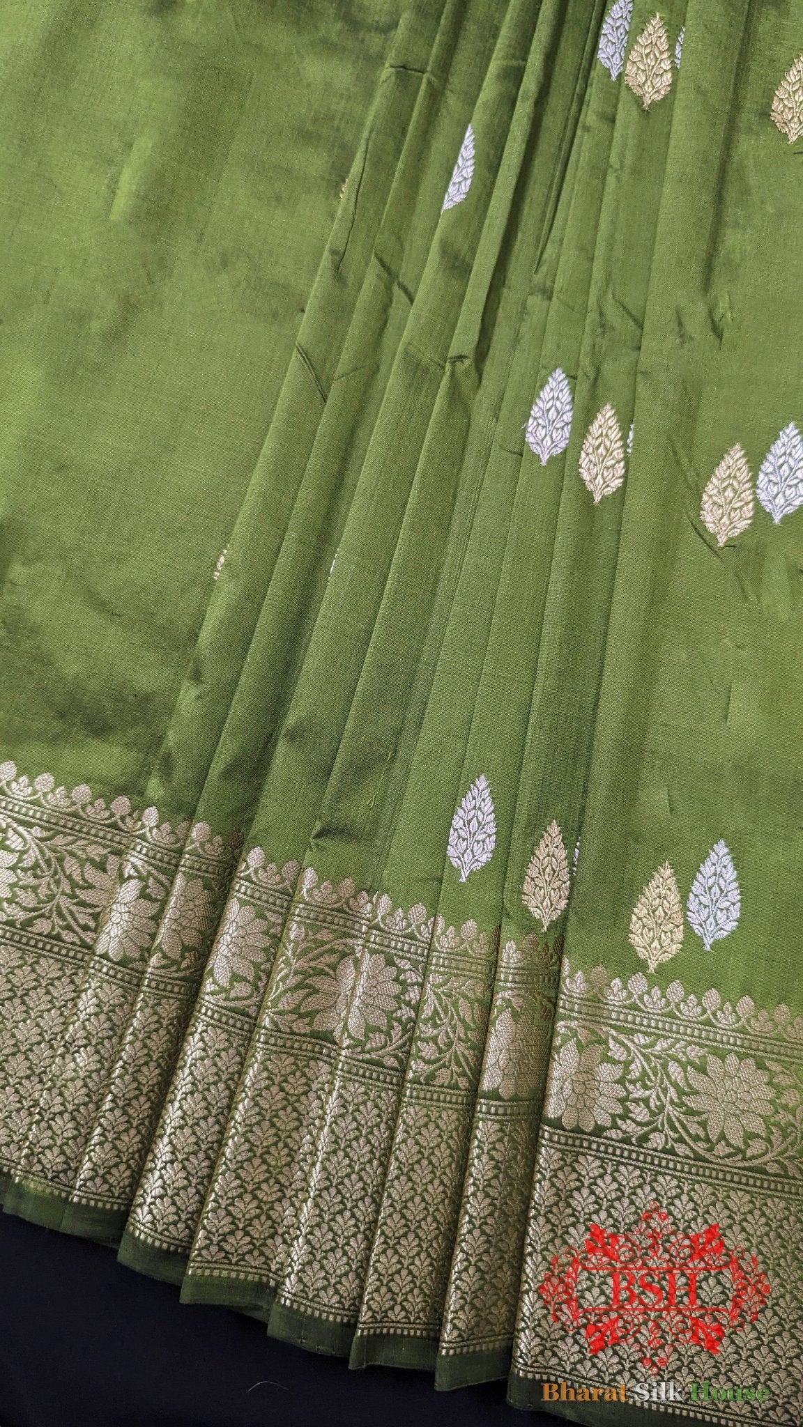 Pure Banarasi Handloom Katan Silk Meenakari Antique Zari Saree In Shades of Green - Bharat Silk House