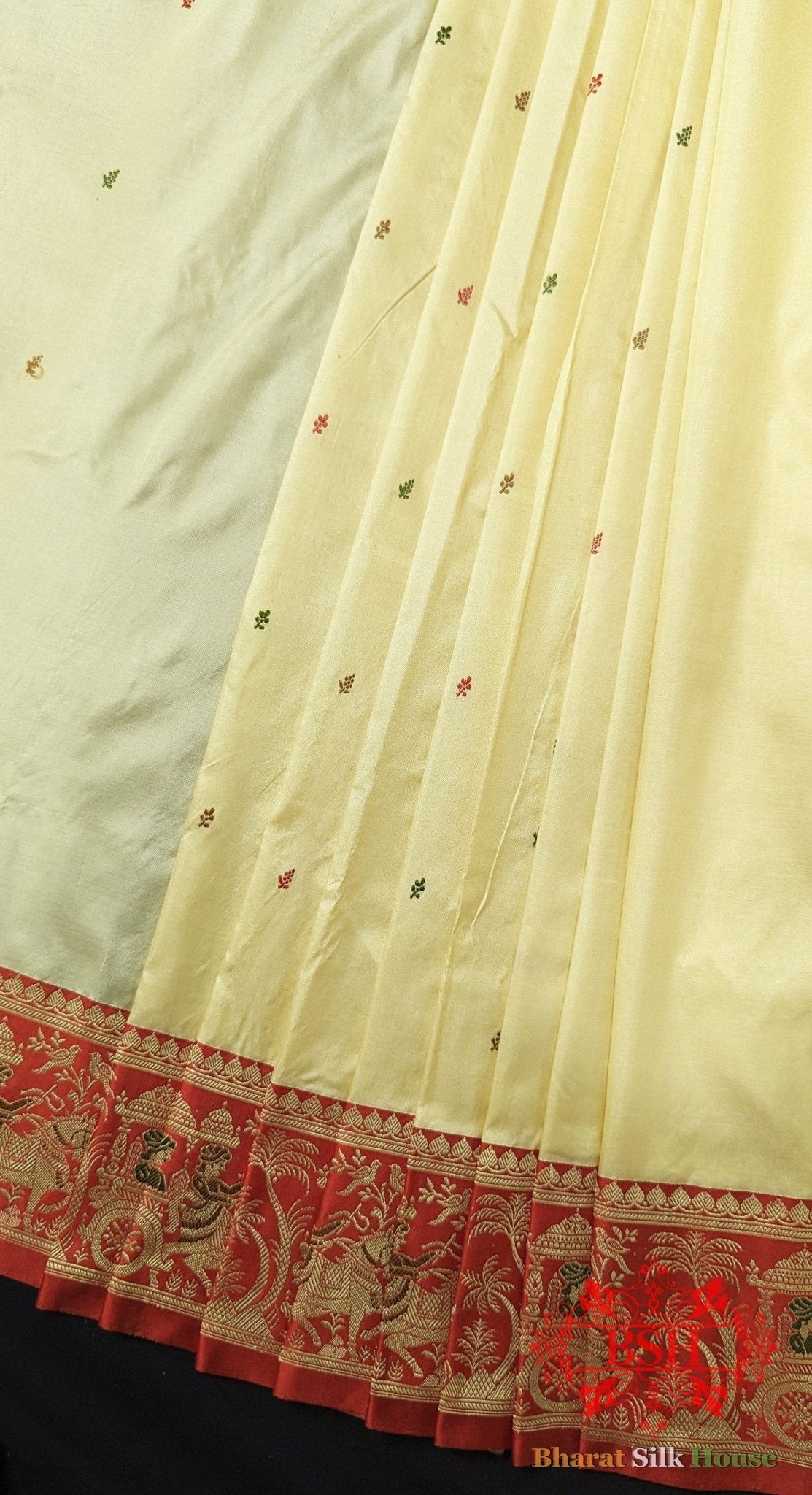 Pure Banarasi Handloom Katan Silk Meenakari Antique Zari Saree In Shades Of Off White - Bharat Silk House