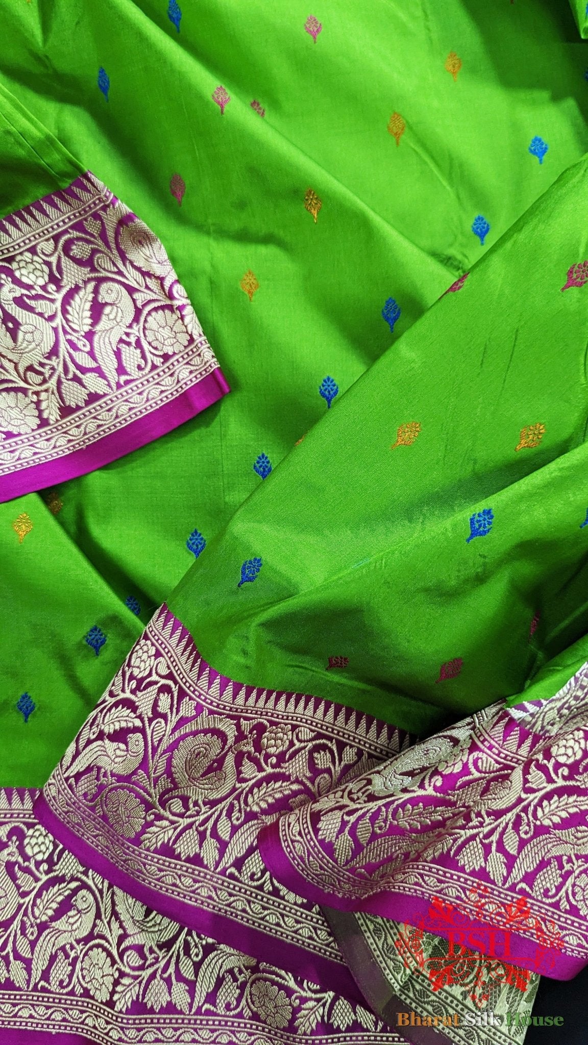 Pure Banarasi Handloom Katan Silk Meenakari Antique Zari Saree In Shades Of Parrot Green - Bharat Silk House