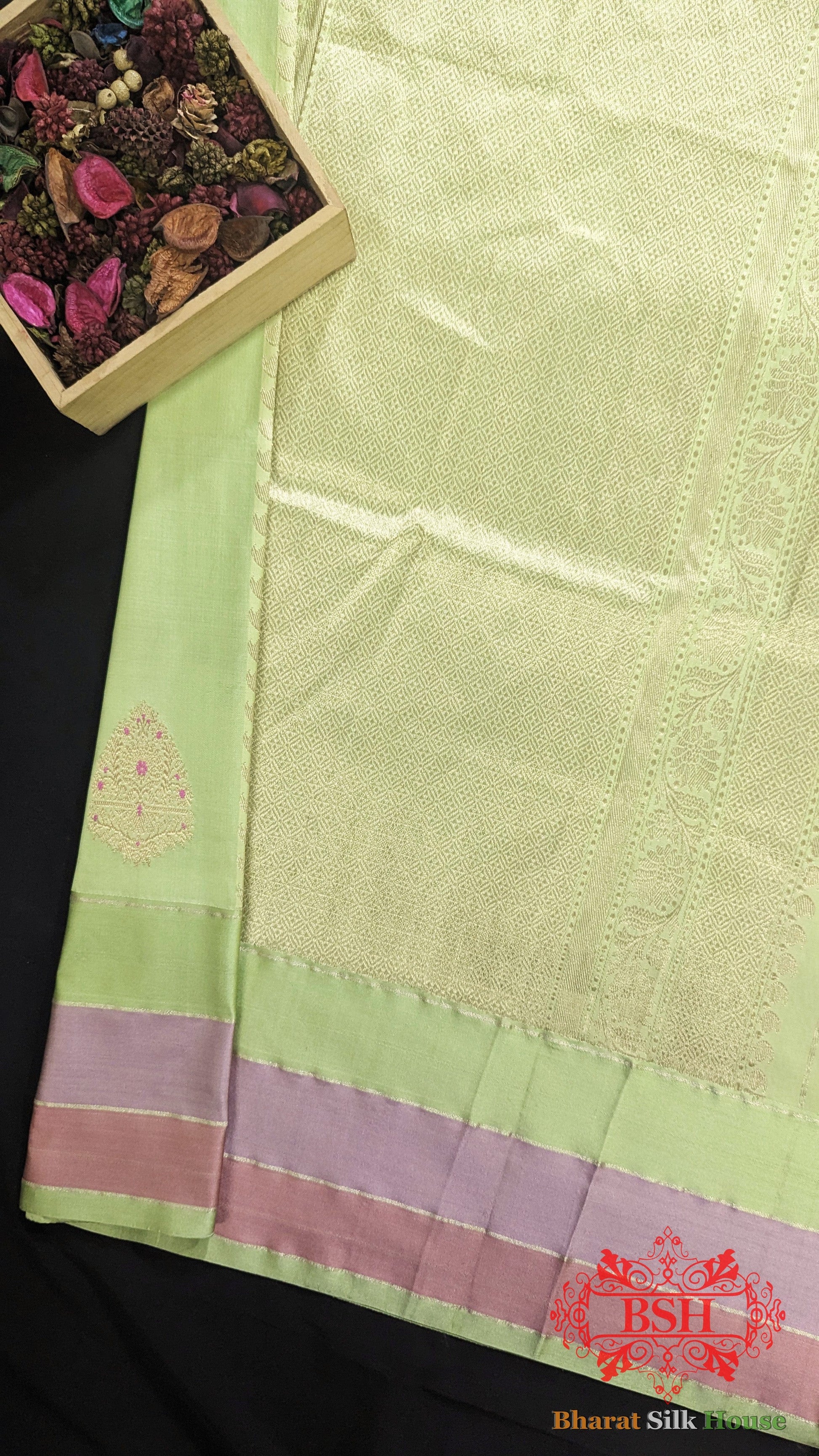 Pure Banarasi Handloom Katan Silk Meenakari Antique Zari Saree In Shades Of Pastel Green - Bharat Silk House