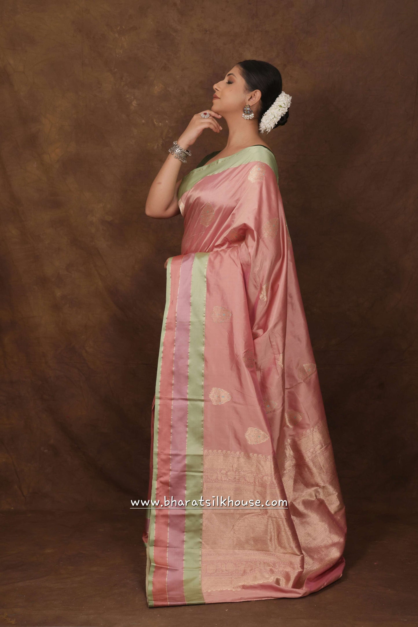 Pure Banarasi Handloom Katan Silk Meenakari Antique Zari Saree In Shades Of Pink - Bharat Silk House