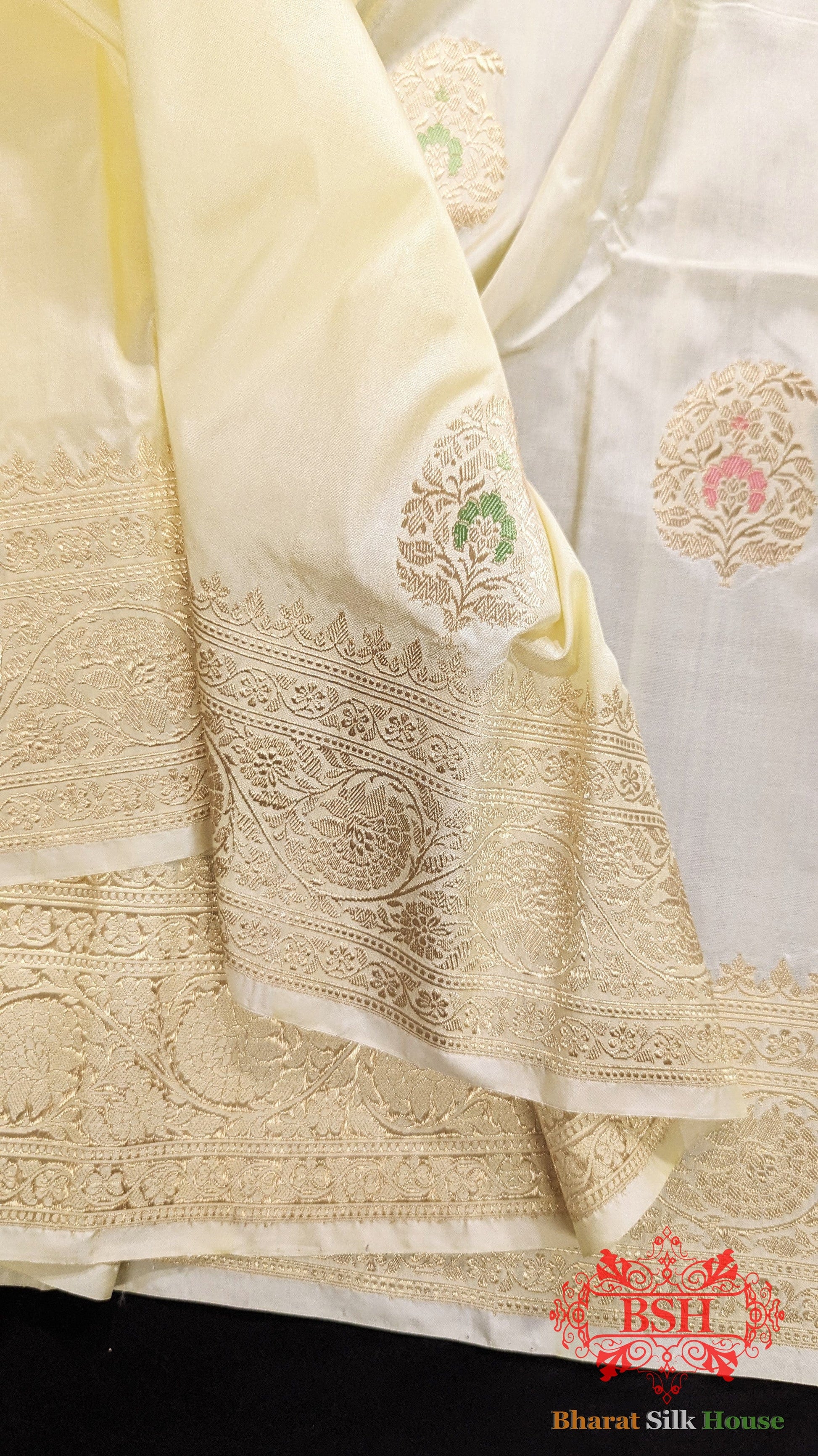 Pure Banarasi Handloom Katan Silk Meenakari Antique Zari Saree In Shades Of White - Bharat Silk House