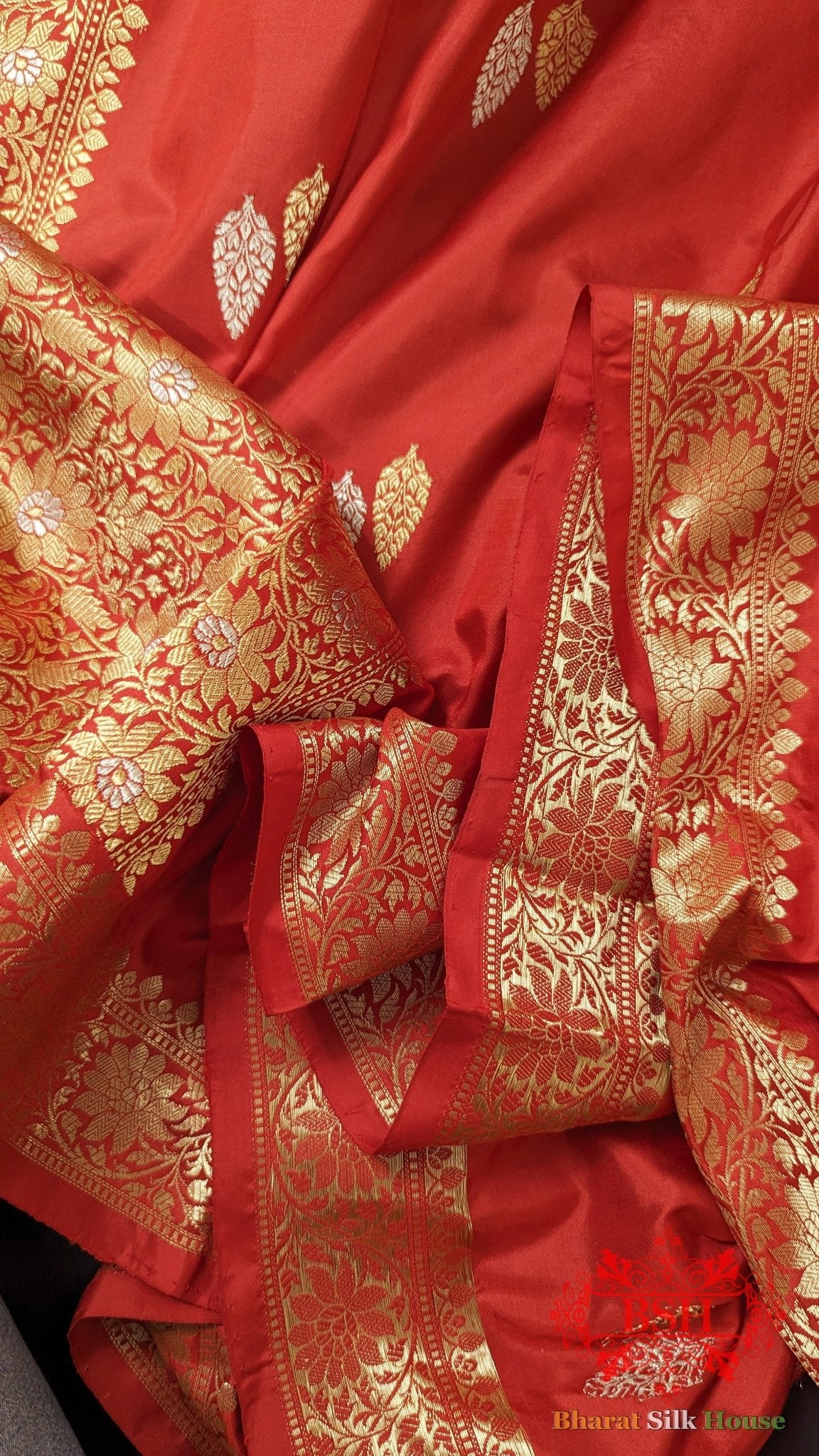 Pure Banarasi Handloom Katan Silk Meenkari Antique Zari Saree In Shades Of Red - Bharat Silk House