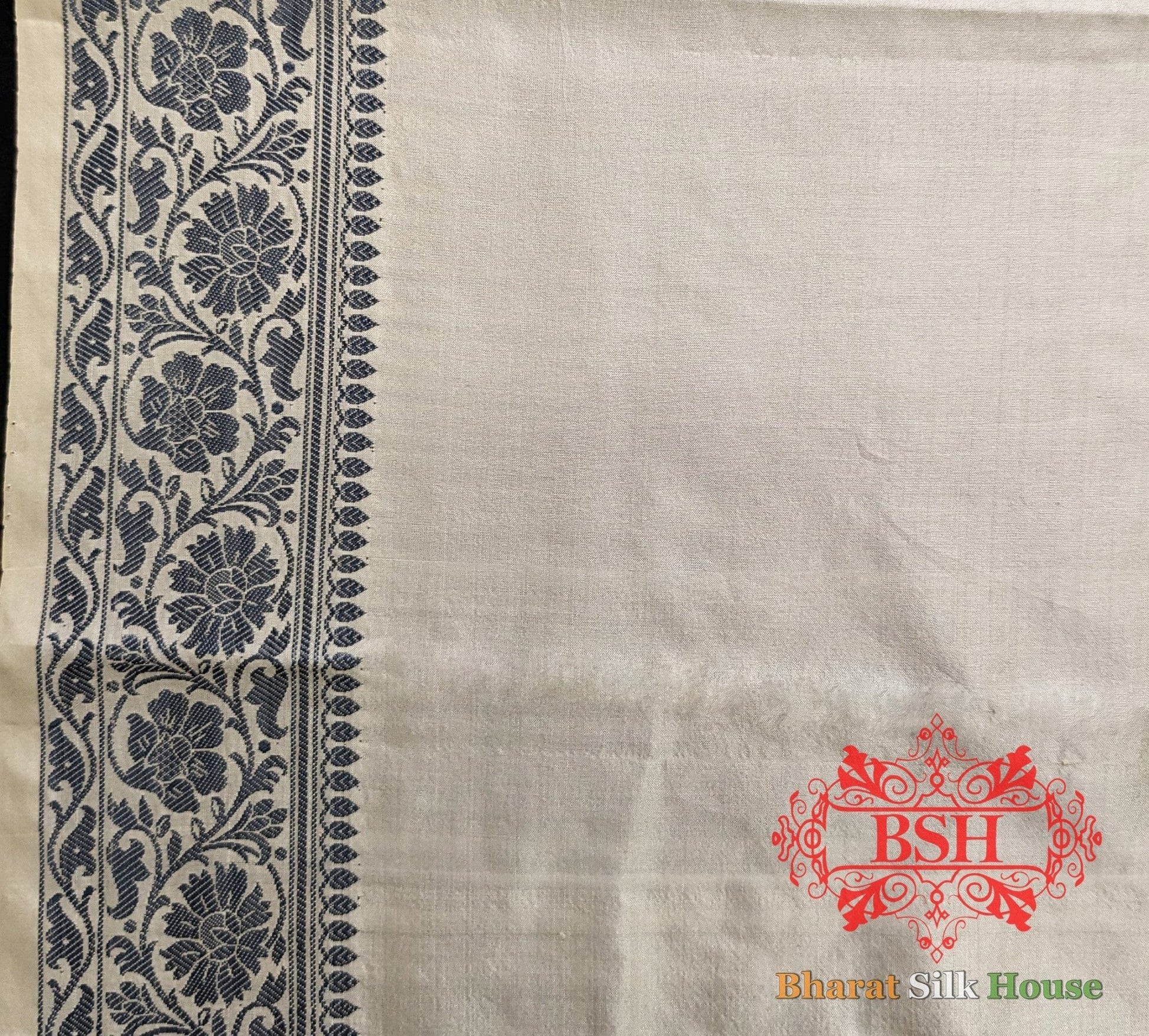 Pure Banrasi Handloom Katan Silk Antique Zari Saree In Shades Of Beige With Grey Border - Bharat Silk House